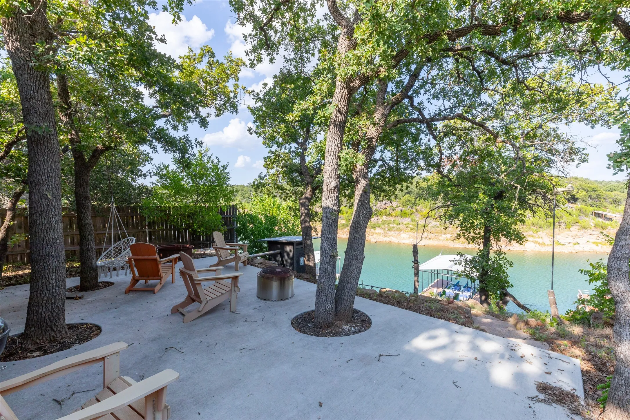 Single Family Residence For Sale in Eastland County , 481 North Shore Drive, Cisco, Texas 76437, 2 Bedroom, 1 Bathroom, Garage spaces, 720 Sqft, built in 1950, Price $375,000, mls#21354561, Real Estate Agent in Cisco, Homes For Sale in Eastland county, Homes For Sale in Cisco, Realtor in Cisco Texas, Real Estate Brokerage Independent Realty Texas, Luminita Cordes Realtor