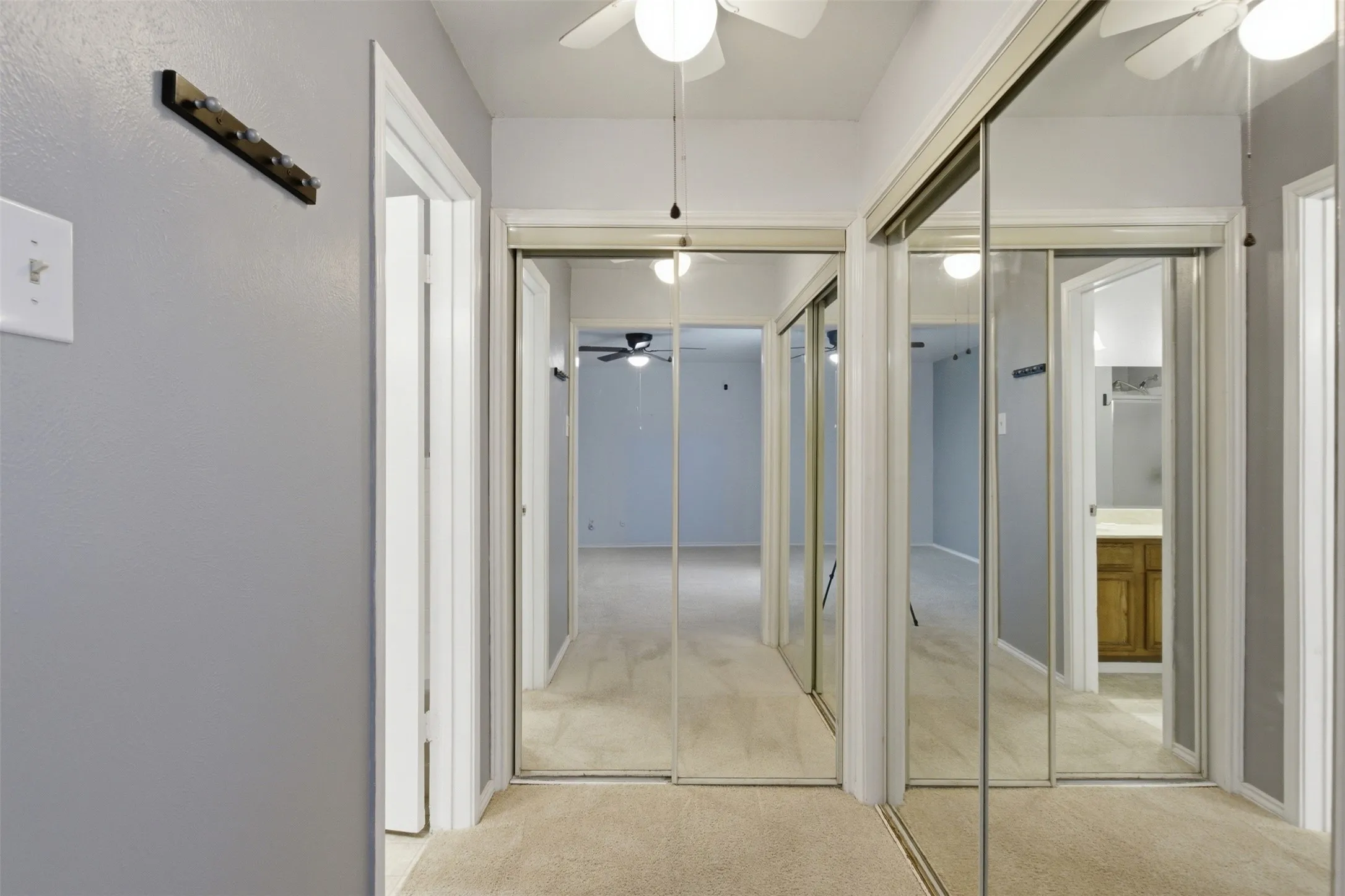 Condominium For Rent in Dallas County , 5909 Lake Hubbard Parkway 211, Garland, Texas 75043, 2 Bedroom, 2 Bathroom, Garage spaces, 920 Sqft, built in 1981, mls#21354573, Real Estate Agent in Garland, Homes For Rent in Dallas county, Homes For Rent in Garland, Realtor in Garland Texas, Real Estate Brokerage Independent Realty Texas, Luminita Cordes Realtor