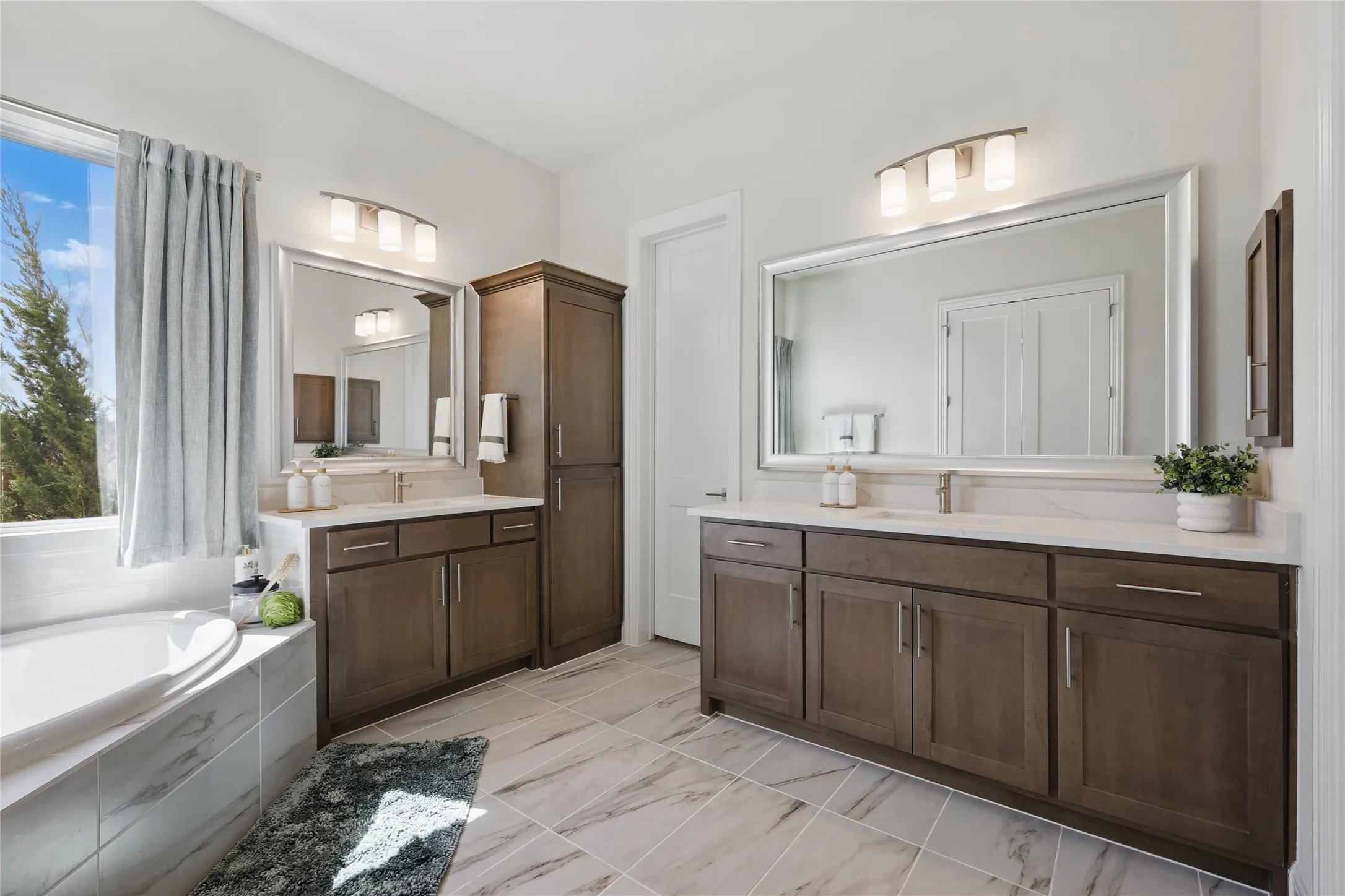 Model home photos of similar floorplans, not pictures of actual home.