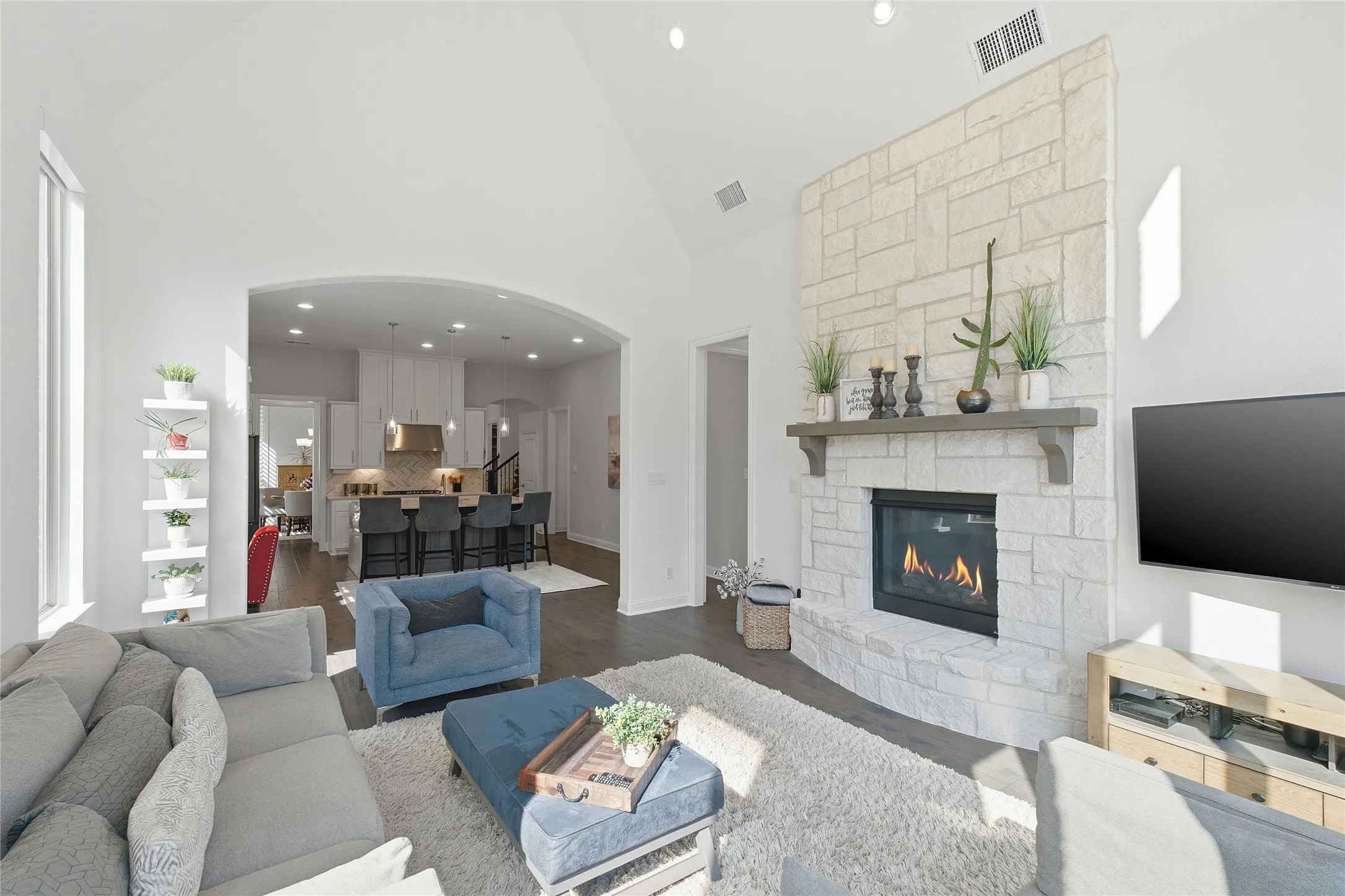 Single Family Residence For Sale in Denton County , 3940 Marigold Lane, Prosper, Texas 75078, 4 Bedroom, 5 Bathroom, 3 Garage spaces, 3,587 Sqft, built in 2017, mls#21332693, Real Estate Agent in Prosper, Homes For Sale in Denton county, Homes For Sale in Prosper, Realtor in Prosper Texas, Real Estate Brokerage Independent Realty Texas, Luminita Cordes Realtor