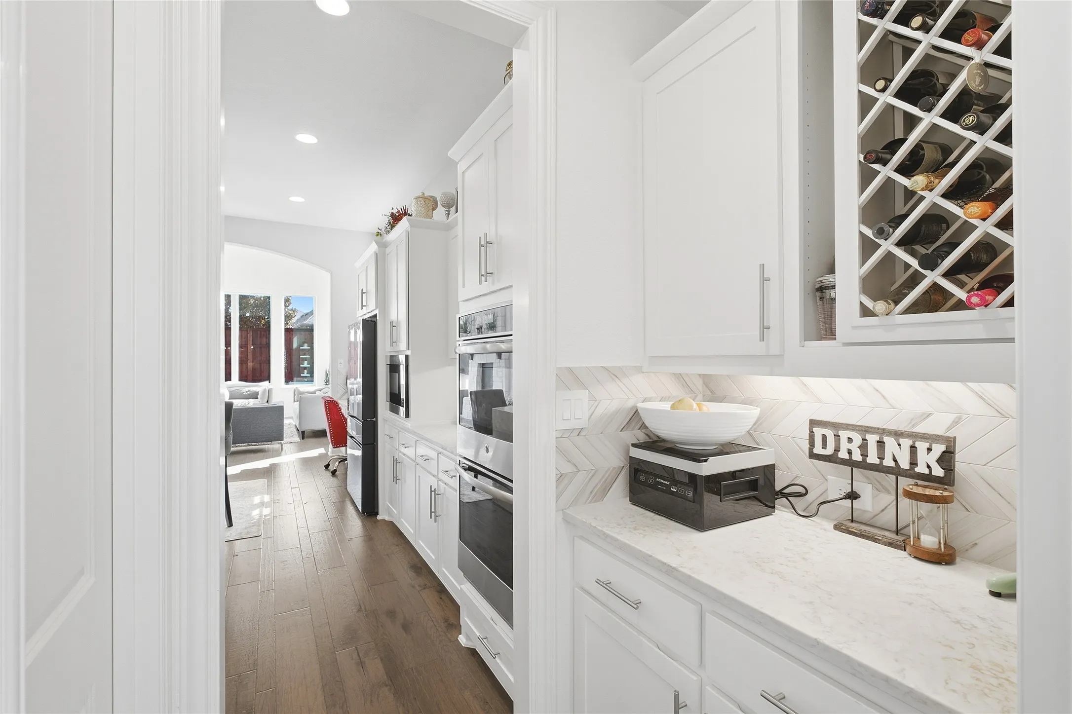 Single Family Residence For Sale in Denton County , 3940 Marigold Lane, Prosper, Texas 75078, 4 Bedroom, 5 Bathroom, 3 Garage spaces, 3,587 Sqft, built in 2017, mls#21332693, Real Estate Agent in Prosper, Homes For Sale in Denton county, Homes For Sale in Prosper, Realtor in Prosper Texas, Real Estate Brokerage Independent Realty Texas, Luminita Cordes Realtor