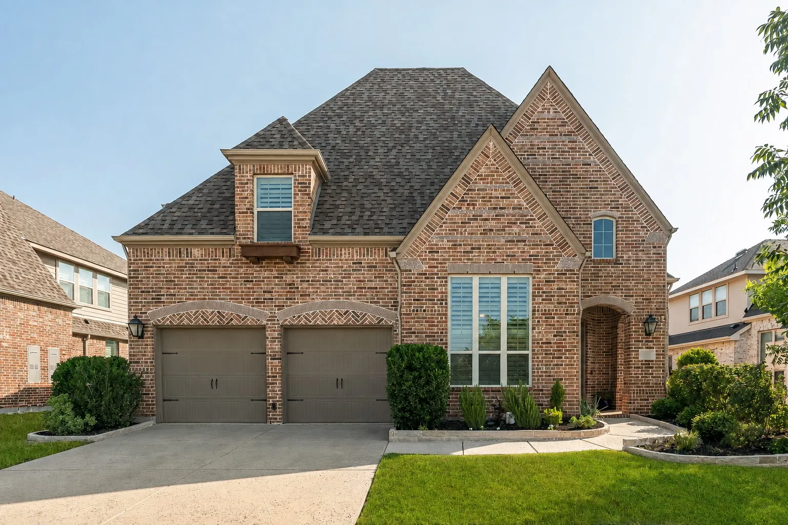 Single Family Residence For Sale in Denton County , 3940 Marigold Lane, Prosper, Texas 75078, 4 Bedroom, 5 Bathroom, 3 Garage spaces, 3,587 Sqft, built in 2017, mls#21332693, Real Estate Agent in Prosper, Homes For Sale in Denton county, Homes For Sale in Prosper, Realtor in Prosper Texas, Real Estate Brokerage Independent Realty Texas, Luminita Cordes Realtor