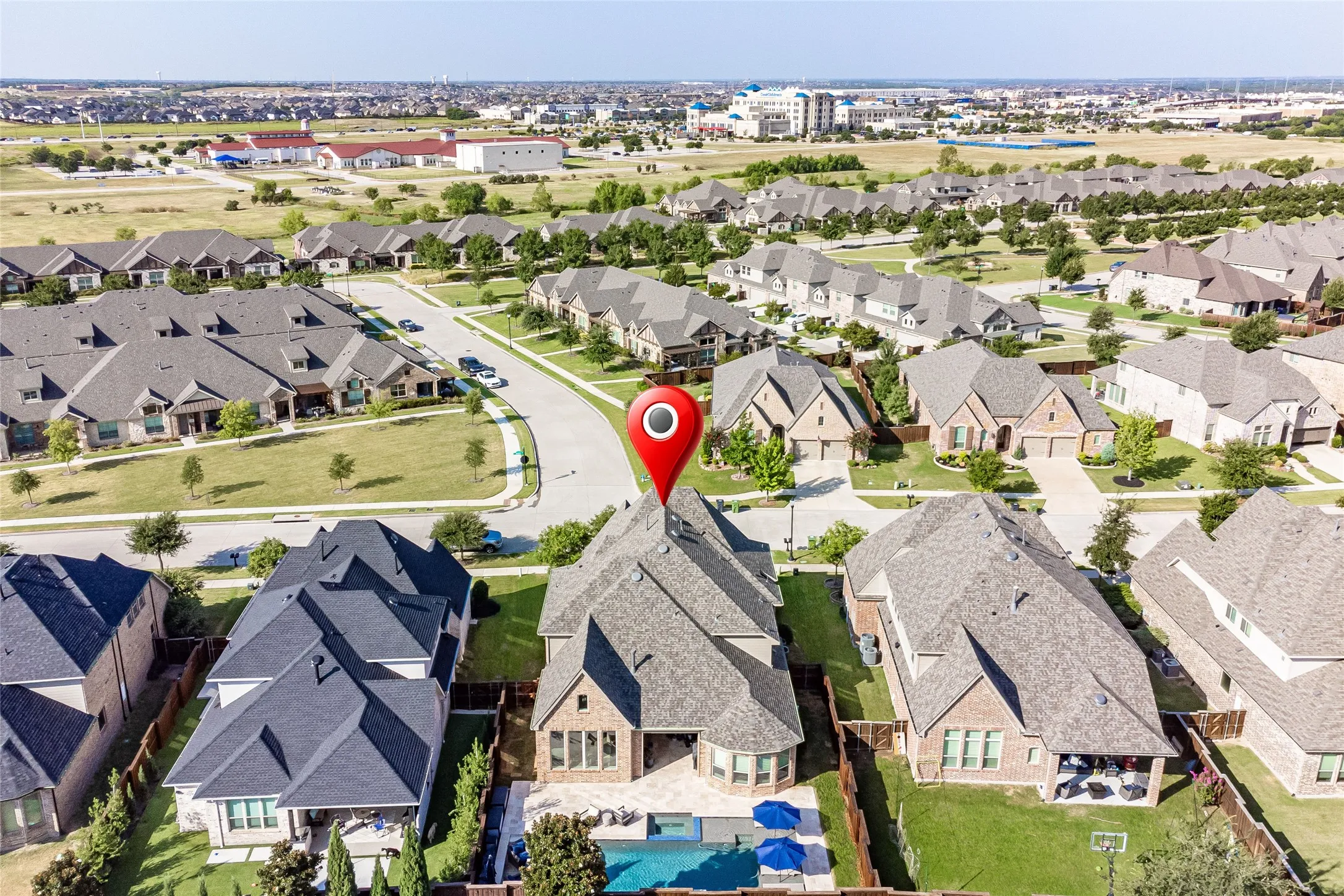 Single Family Residence For Sale in Denton County , 3940 Marigold Lane, Prosper, Texas 75078, 4 Bedroom, 5 Bathroom, 3 Garage spaces, 3,587 Sqft, built in 2017, mls#21332693, Real Estate Agent in Prosper, Homes For Sale in Denton county, Homes For Sale in Prosper, Realtor in Prosper Texas, Real Estate Brokerage Independent Realty Texas, Luminita Cordes Realtor