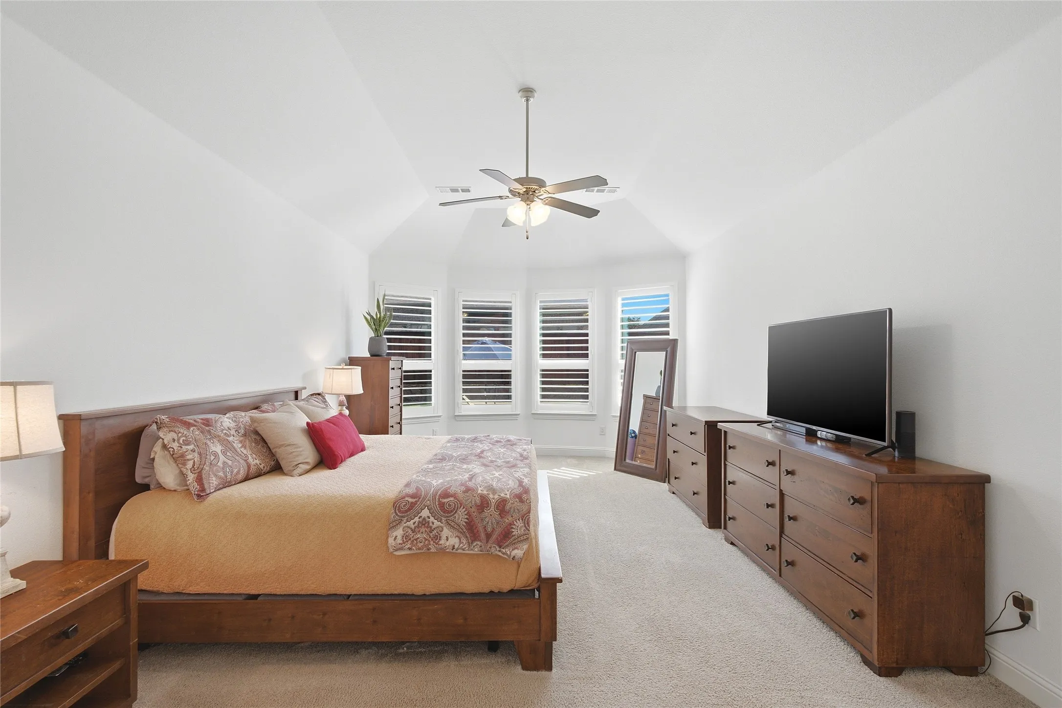 Single Family Residence For Sale in Denton County , 3940 Marigold Lane, Prosper, Texas 75078, 4 Bedroom, 5 Bathroom, 3 Garage spaces, 3,587 Sqft, built in 2017, mls#21332693, Real Estate Agent in Prosper, Homes For Sale in Denton county, Homes For Sale in Prosper, Realtor in Prosper Texas, Real Estate Brokerage Independent Realty Texas, Luminita Cordes Realtor