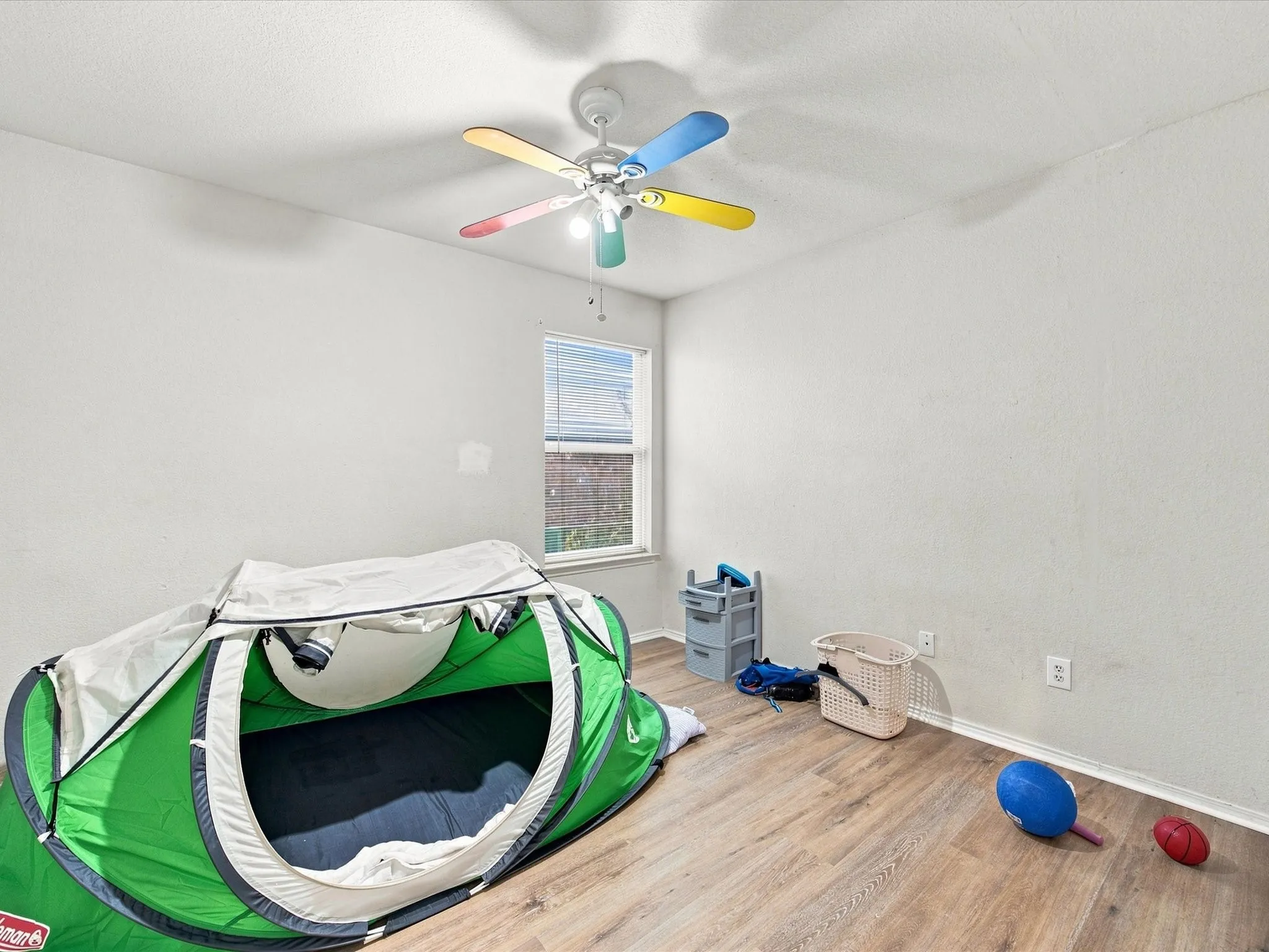 Single Family Residence For Sale in Denton County , 1011 Cruise Street, Denton, Texas 76207, 3 Bedroom, 2 Bathroom, 2 Garage spaces, 1,327 Sqft, built in 2004, Price $249,900, mls#21351524, Real Estate Agent in Denton, Homes For Sale in Denton county, Homes For Sale in Denton, Realtor in Denton Texas, Real Estate Brokerage Independent Realty Texas, Luminita Cordes Realtor