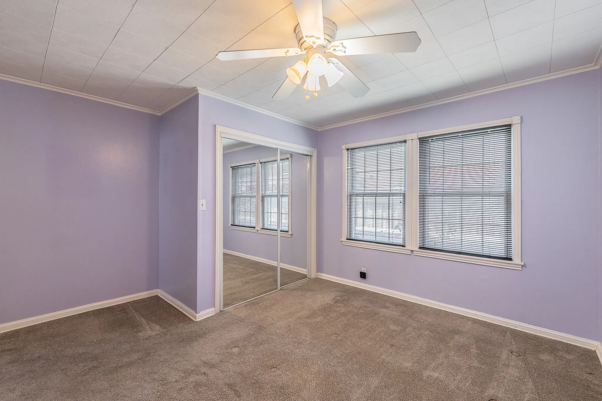 Single Family Residence For Sale in Tarrant County , 5020 Hartford Drive, River Oaks, Texas 76114, 3 Bedroom, 1 Bathroom, Garage spaces, 1,263 Sqft, built in 1943, mls#21354601, Real Estate Agent in River Oaks, Homes For Sale in Tarrant county, Homes For Sale in River Oaks, Realtor in River Oaks Texas, Real Estate Brokerage Independent Realty Texas, Luminita Cordes Realtor