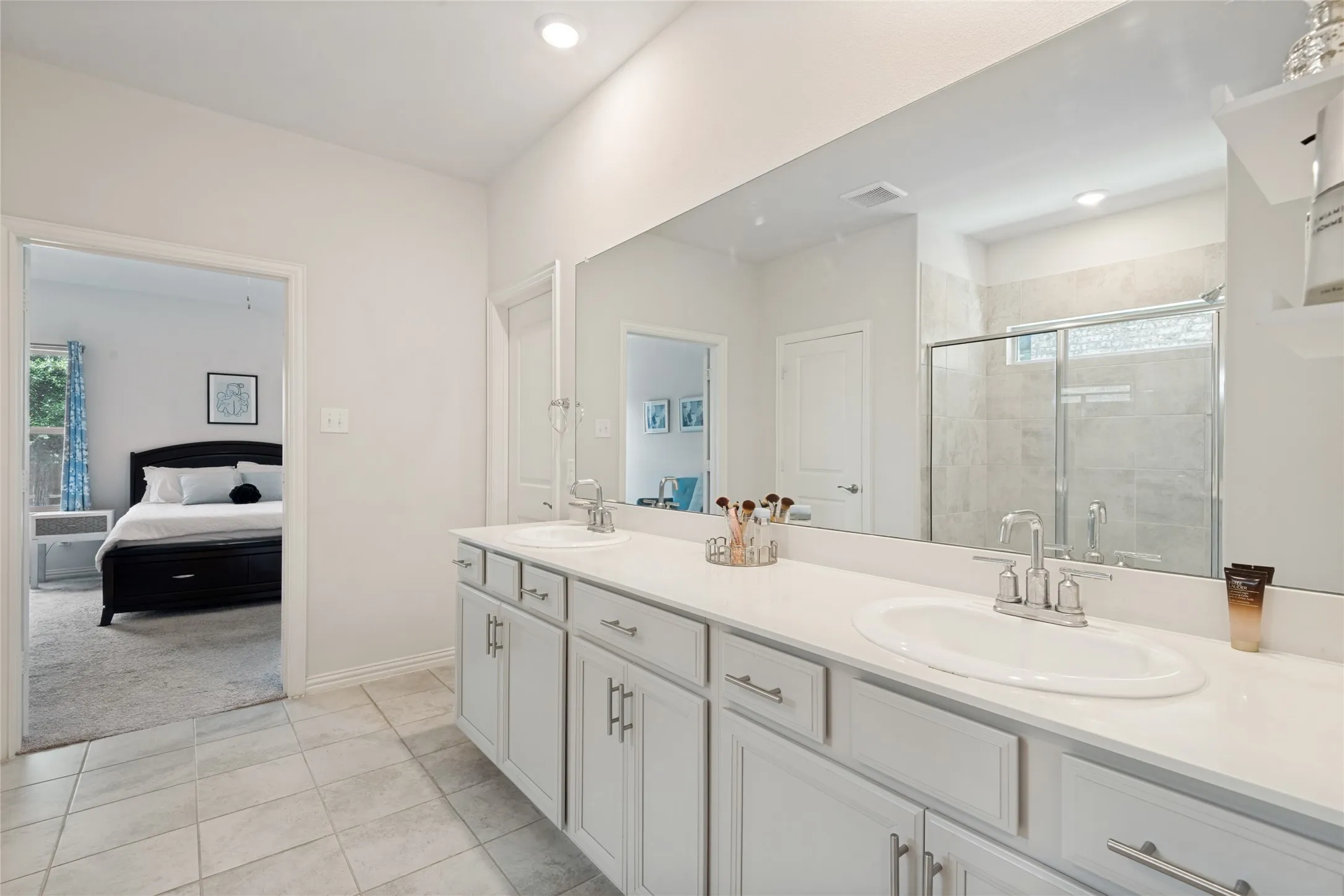 Single Family Residence For Sale in Kaufman County , 2400 Lalun Lane, Forney, Texas 75126, 4 Bedrooms, 4 Bathrooms, 2 Garage spaces, 3,129 Sqft, built in 2020, Price $410,000, mls#21354627, Real Estate Agent in Forney, Homes For Sale in Kaufman county, Homes For Sale in Forney, Realtor in Forney Texas, Real Estate Brokerage Independent Realty Texas, Luminita Cordes Realtor