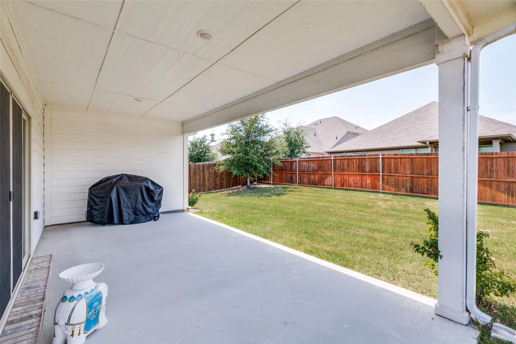 Single Family Residence For Sale in Kaufman County , 2400 Lalun Lane, Forney, Texas 75126, 4 Bedrooms, 4 Bathrooms, 2 Garage spaces, 3,129 Sqft, built in 2020, Price $410,000, mls#21354627, Real Estate Agent in Forney, Homes For Sale in Kaufman county, Homes For Sale in Forney, Realtor in Forney Texas, Real Estate Brokerage Independent Realty Texas, Luminita Cordes Realtor