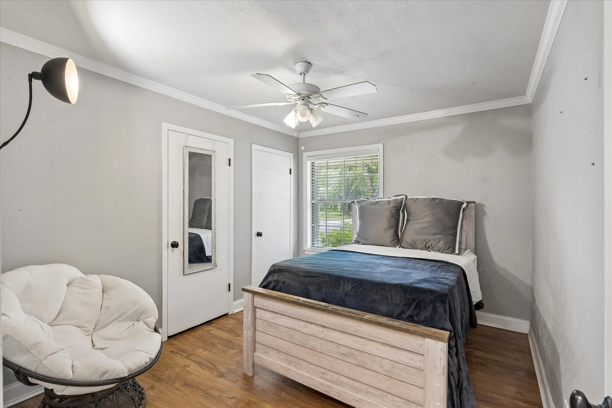 Single Family Residence For Sale in Tarrant County , 936 Springdale Road, Bedford, Texas 76021, 3 Bedroom, 2 Bathroom, 1 Garage spaces, 1,246 Sqft, built in 1970, mls#21333932, Real Estate Agent in Bedford, Homes For Sale in Tarrant county, Homes For Sale in Bedford, Realtor in Bedford Texas, Real Estate Brokerage Independent Realty Texas, Luminita Cordes Realtor