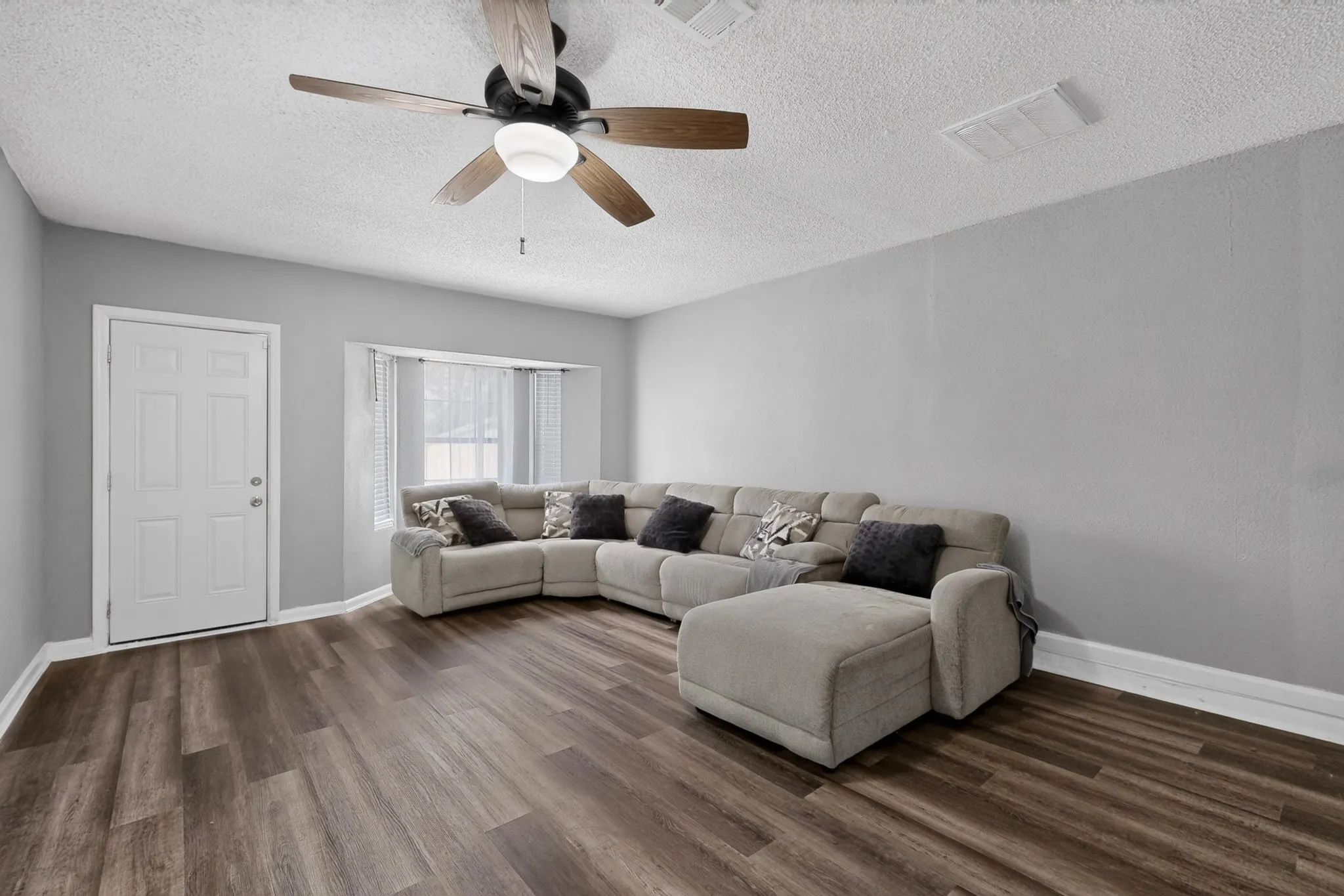 Flex Room