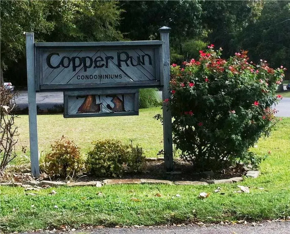 Condominium For Sale in Dallas County , 7431 Holly Hill Drive 115, Dallas, Texas 75231, 1 Bedroom, 1 Bathroom, Garage spaces, 620 Sqft, built in 1979, mls#21354648, Real Estate Agent in Dallas, Homes For Sale in Dallas county, Homes For Sale in Dallas, Realtor in Dallas Texas, Real Estate Brokerage Independent Realty Texas, Luminita Cordes Realtor