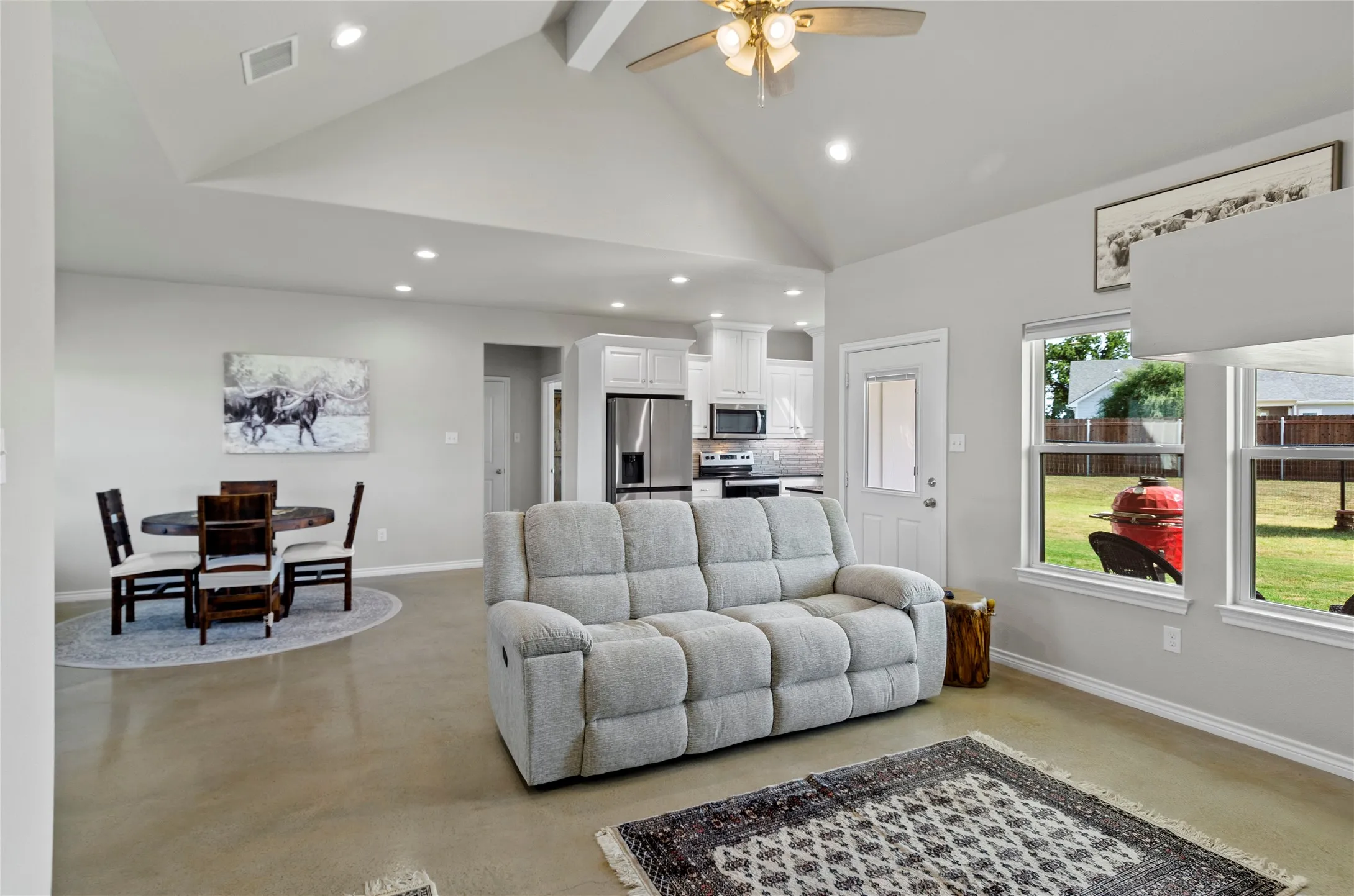 Single Family Residence For Sale in Wise County , 108 Daisy Court, Paradise, Texas 76073, 3 Bedroom, 2 Bathroom, 2 Garage spaces, 1,538 Sqft, built in 2021, mls#21354630, Real Estate Agent in Paradise, Homes For Sale in Wise county, Homes For Sale in Paradise, Realtor in Paradise Texas, Real Estate Brokerage Independent Realty Texas, Luminita Cordes Realtor