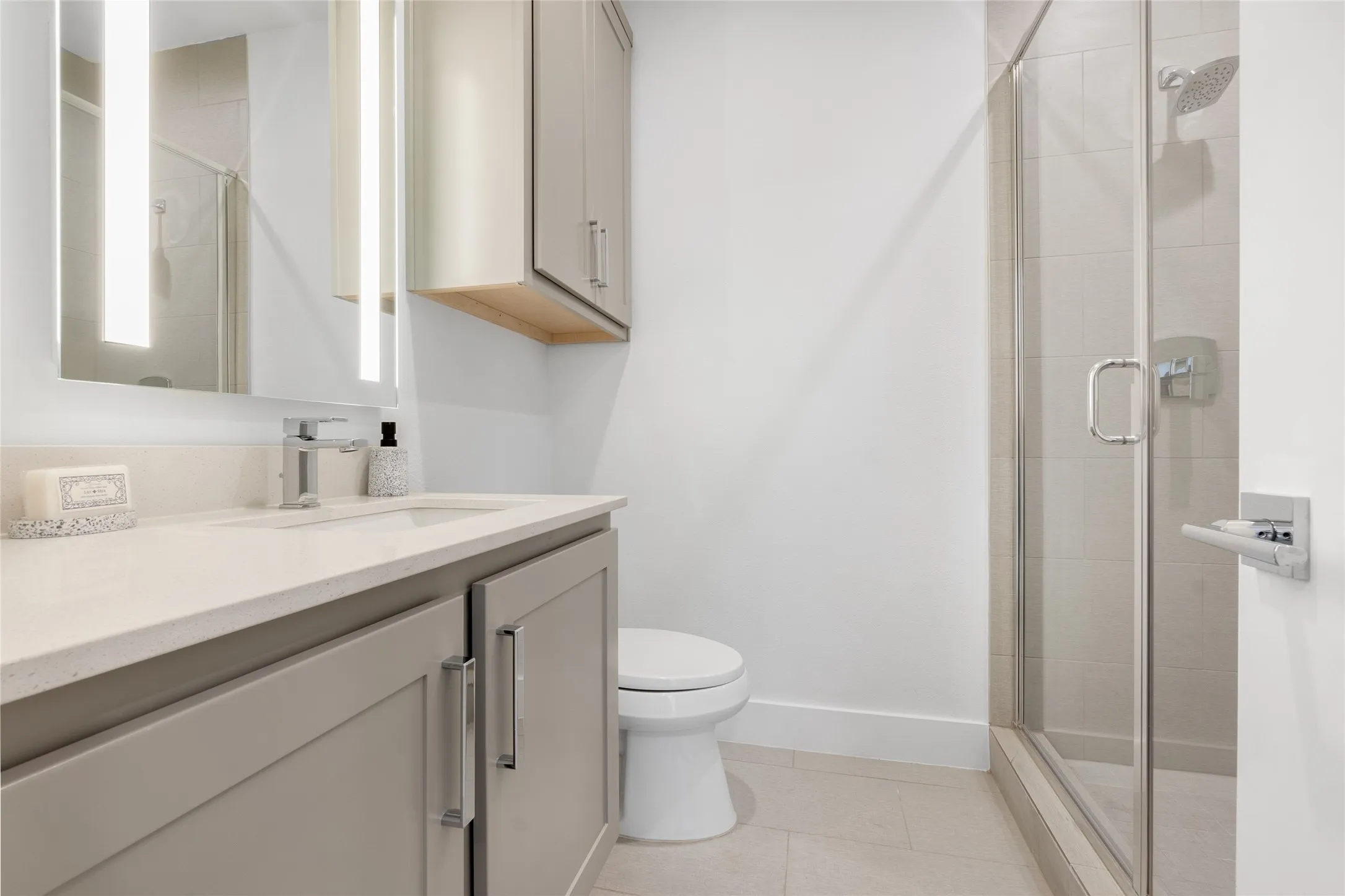 Townhouse For Rent in Dallas County , 3915 N Hall Street 203, Dallas, Texas 75219, 3 Bedrooms, 4 Bathrooms, 2 Garage spaces, 1,986 Sqft, built in 2023, Price $4,250, mls#21354656, Real Estate Agent in Dallas, Homes For Rent in Dallas county, Homes For Rent in Dallas, Realtor in Dallas Texas, Real Estate Brokerage Independent Realty Texas, Luminita Cordes Realtor