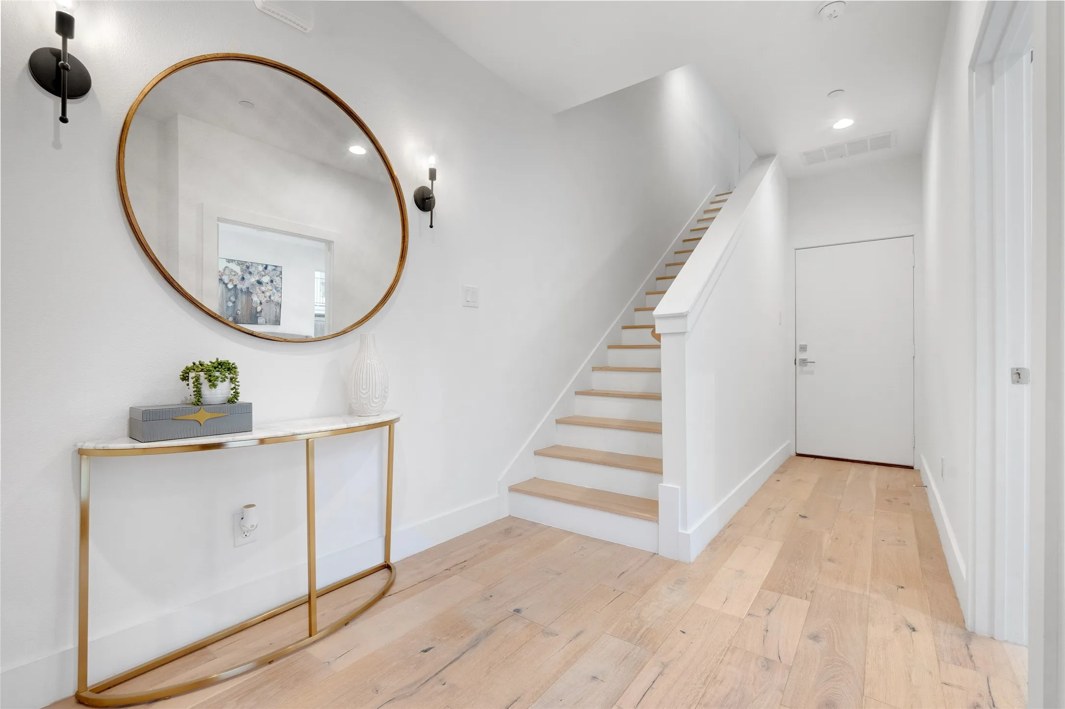 Townhouse For Rent in Dallas County , 3915 N Hall Street 203, Dallas, Texas 75219, 3 Bedrooms, 4 Bathrooms, 2 Garage spaces, 1,986 Sqft, built in 2023, Price $4,250, mls#21354656, Real Estate Agent in Dallas, Homes For Rent in Dallas county, Homes For Rent in Dallas, Realtor in Dallas Texas, Real Estate Brokerage Independent Realty Texas, Luminita Cordes Realtor