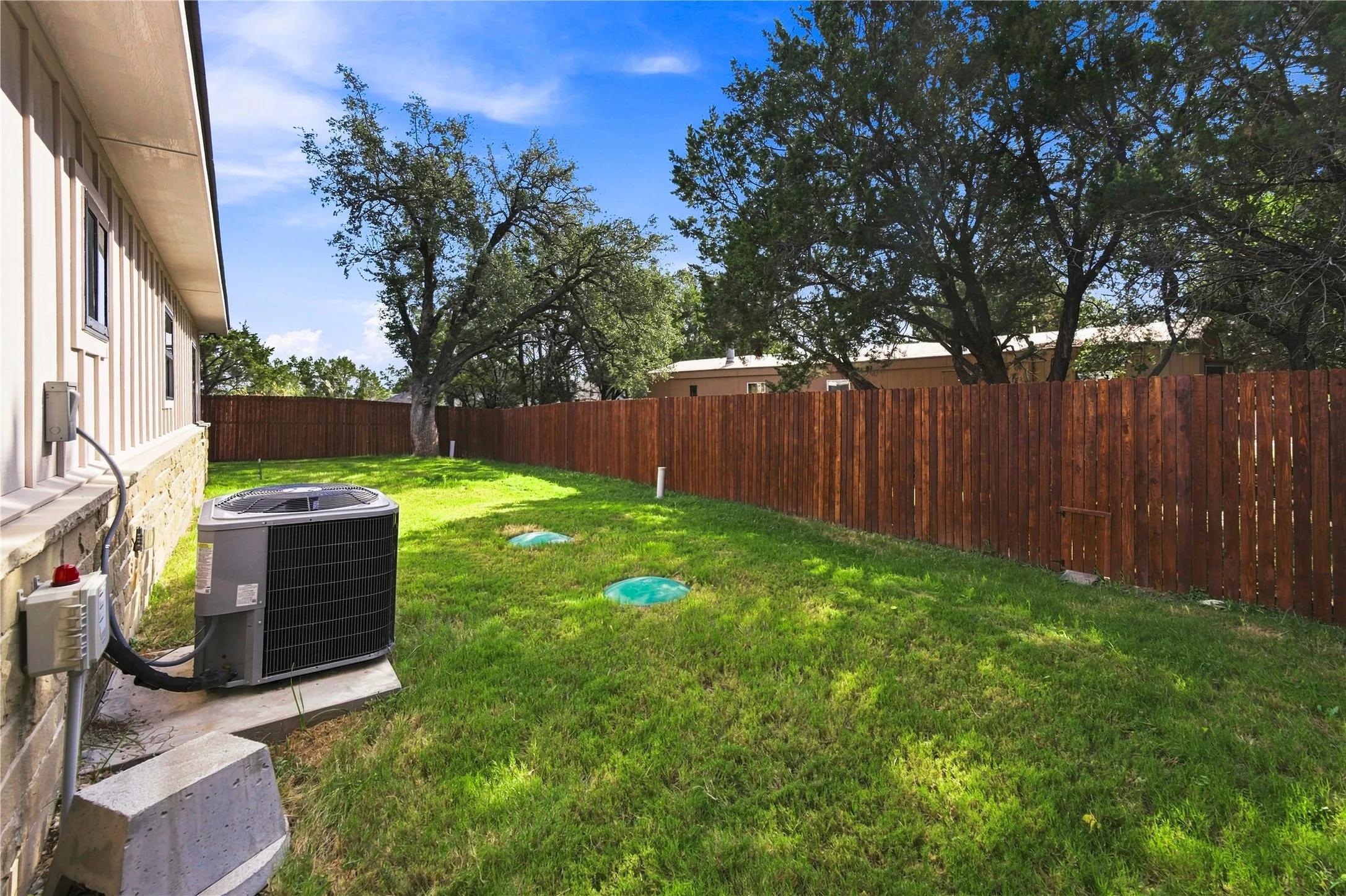Single Family Residence For Sale in Hood County , 2515 Coyote Trail, Granbury, Texas 76048, 3 Bedroom, 2 Bathroom, 1 Garage spaces, 1,820 Sqft, built in 2025, mls#21353808, Real Estate Agent in Granbury, Homes For Sale in Hood county, Homes For Sale in Granbury, Realtor in Granbury Texas, Real Estate Brokerage Independent Realty Texas, Luminita Cordes Realtor