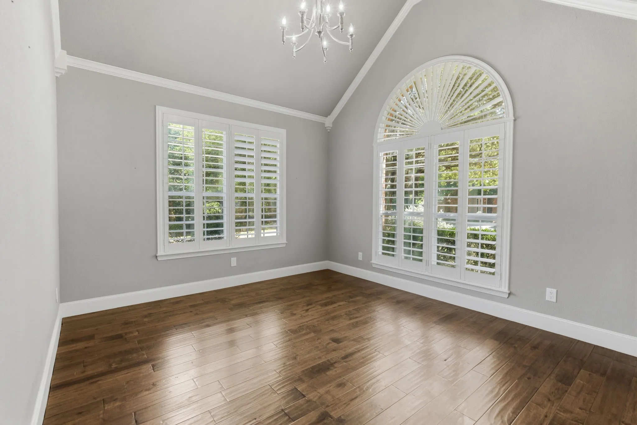 Single Family Residence For Sale in Collin County , 1300 Brimwood Drive, Mc Kinney, Texas 75072, 4 Bedroom, 3 Bathroom, 2 Garage spaces, 3,143 Sqft, built in 2000, mls#21353273, Real Estate Agent in Mc Kinney, Homes For Sale in Collin county, Homes For Sale in Mc Kinney, Realtor in Mc Kinney Texas, Real Estate Brokerage Independent Realty Texas, Luminita Cordes Realtor