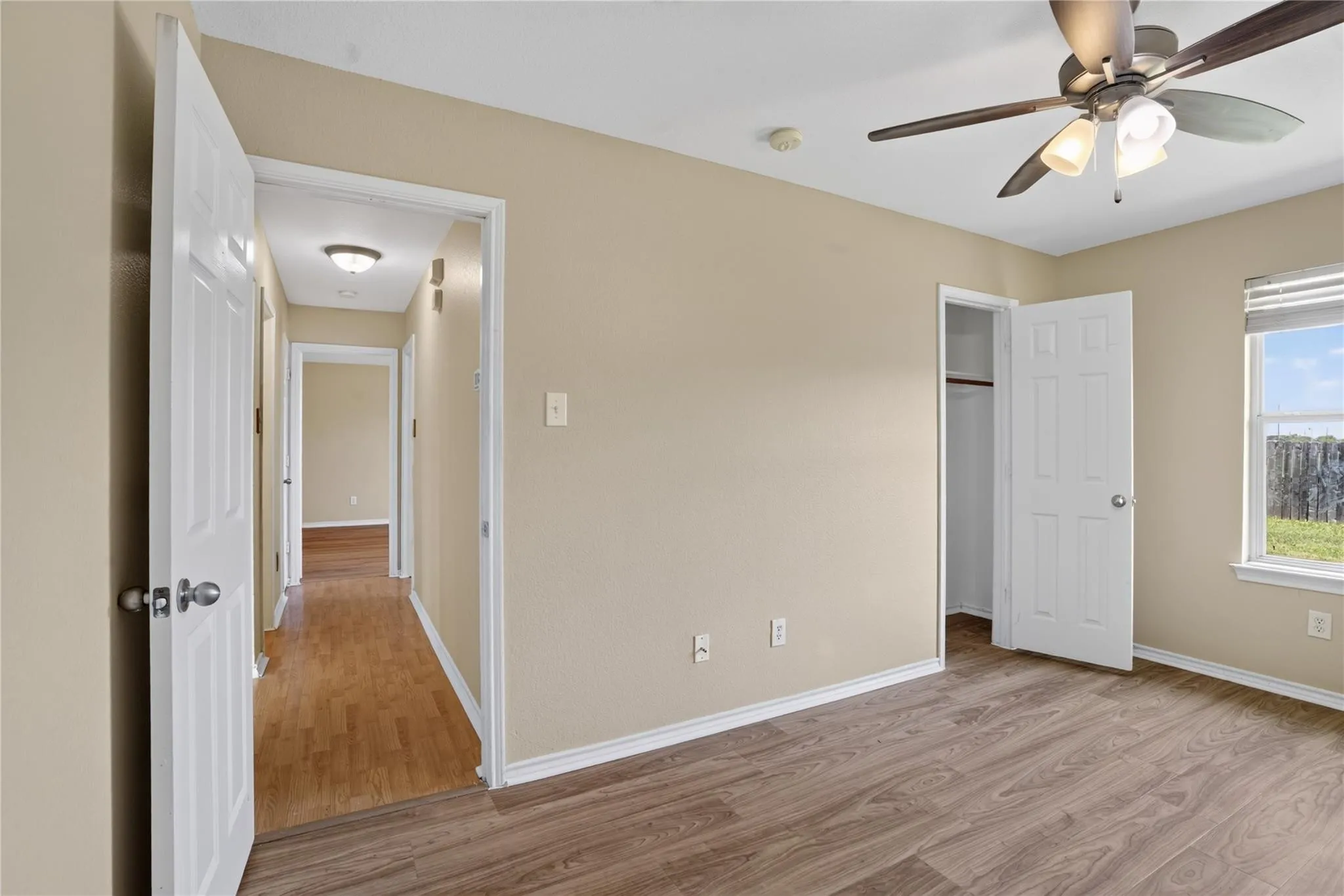 Single Family Residence For Rent in Collin County , 116 Meadow View Lane, Anna, Texas 75409, 3 Bedroom, 2 Bathroom, 2 Garage spaces, 1,402 Sqft, built in 2005, mls#21353707, Real Estate Agent in Anna, Homes For Rent in Collin county, Homes For Rent in Anna, Realtor in Anna Texas, Real Estate Brokerage Independent Realty Texas, Luminita Cordes Realtor