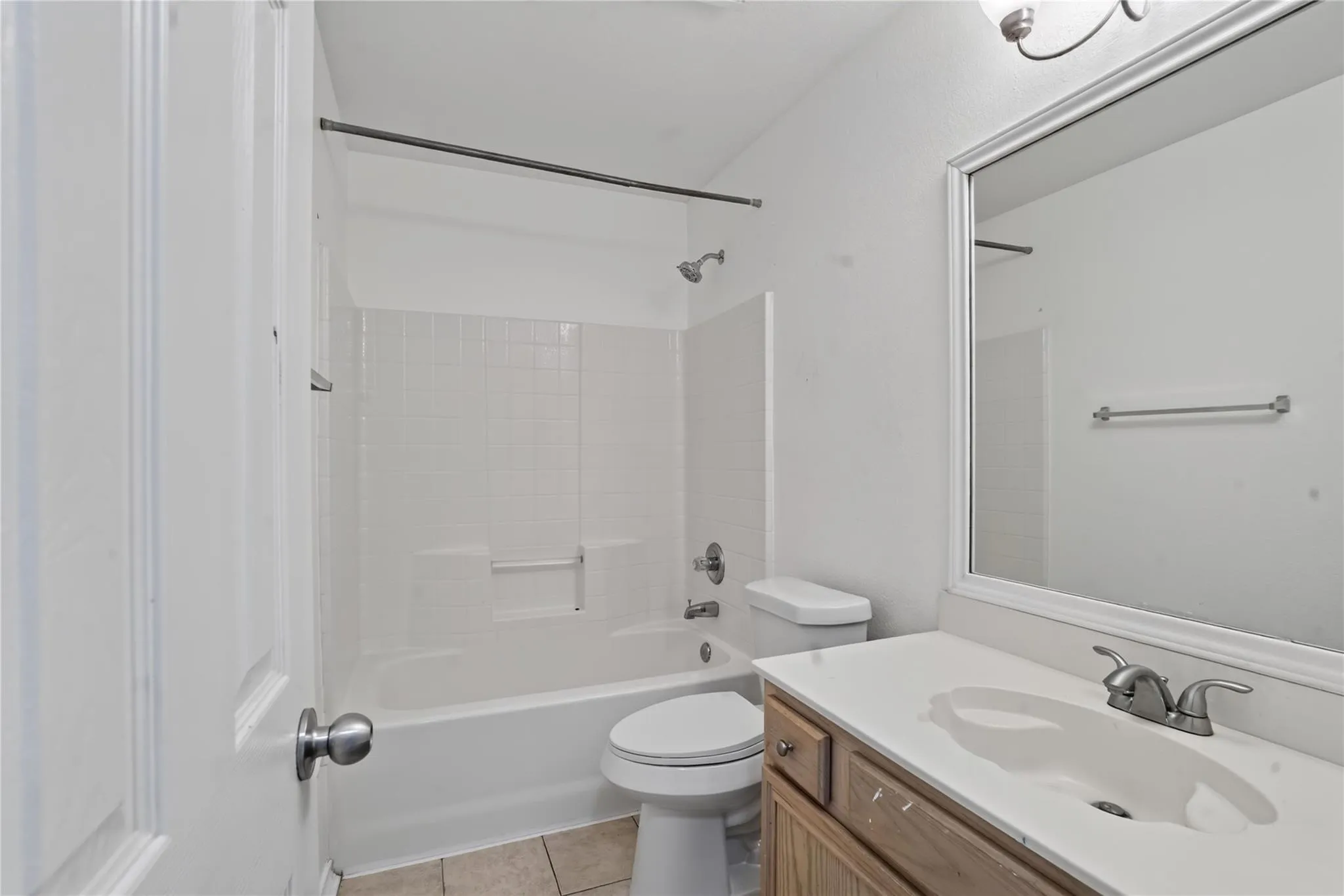 Single Family Residence For Rent in Collin County , 116 Meadow View Lane, Anna, Texas 75409, 3 Bedroom, 2 Bathroom, 2 Garage spaces, 1,402 Sqft, built in 2005, mls#21353707, Real Estate Agent in Anna, Homes For Rent in Collin county, Homes For Rent in Anna, Realtor in Anna Texas, Real Estate Brokerage Independent Realty Texas, Luminita Cordes Realtor