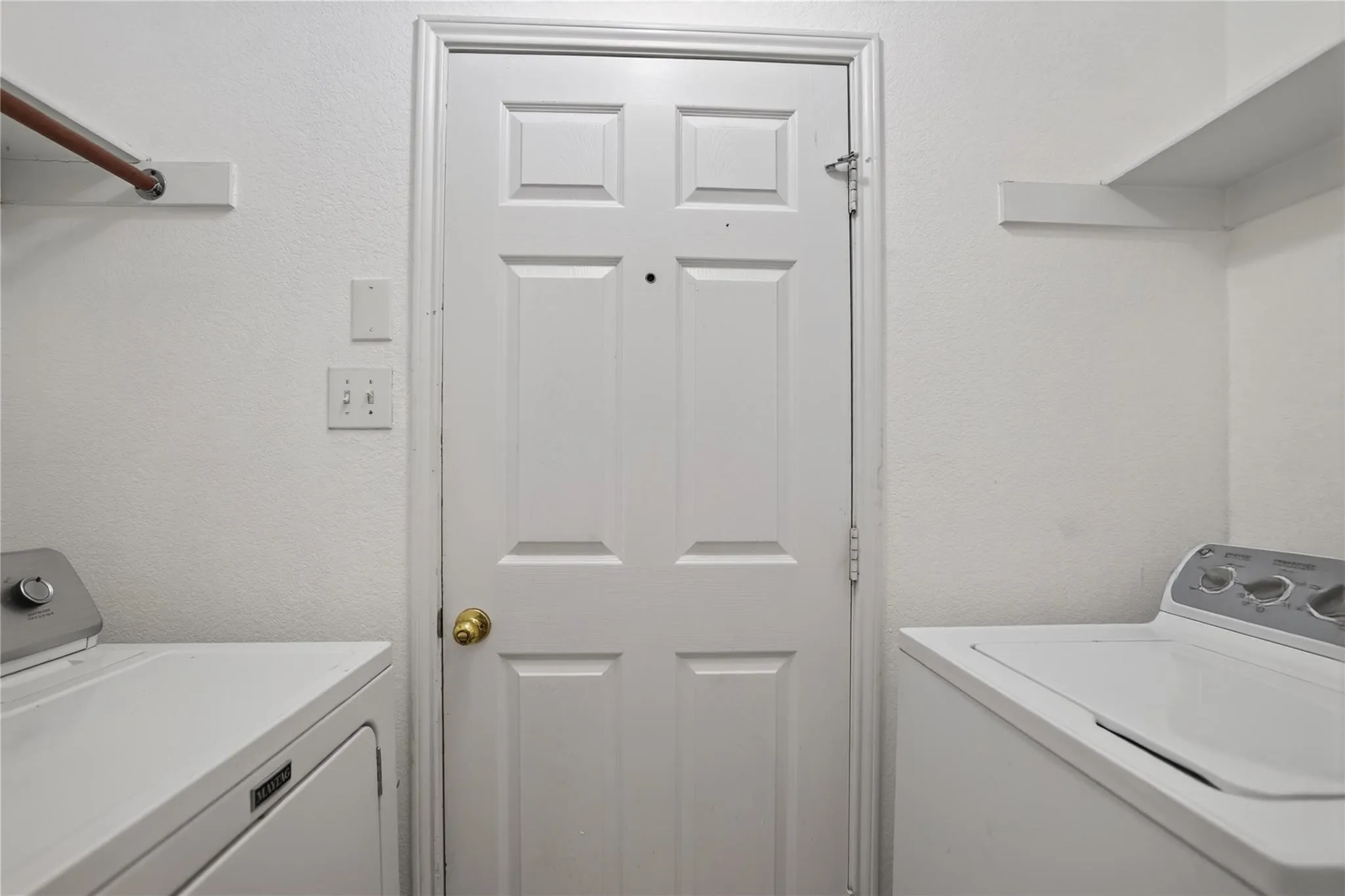 Single Family Residence For Rent in Collin County , 116 Meadow View Lane, Anna, Texas 75409, 3 Bedroom, 2 Bathroom, 2 Garage spaces, 1,402 Sqft, built in 2005, mls#21353707, Real Estate Agent in Anna, Homes For Rent in Collin county, Homes For Rent in Anna, Realtor in Anna Texas, Real Estate Brokerage Independent Realty Texas, Luminita Cordes Realtor