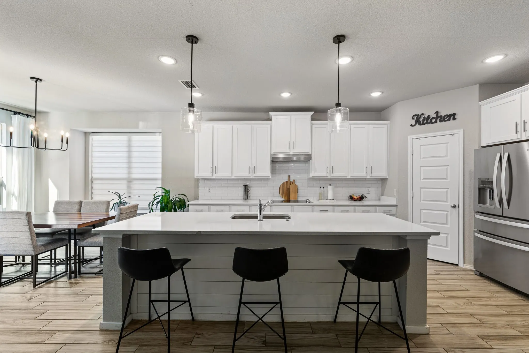 Single Family Residence For Rent in Denton County , 3512 Harbour Mist Trail, Denton, Texas 76208, 4 Bedroom, 3 Bathroom, 2 Garage spaces, 2,985 Sqft, built in 2020, mls#21354398, Real Estate Agent in Denton, Homes For Rent in Denton county, Homes For Rent in Denton, Realtor in Denton Texas, Real Estate Brokerage Independent Realty Texas, Luminita Cordes Realtor