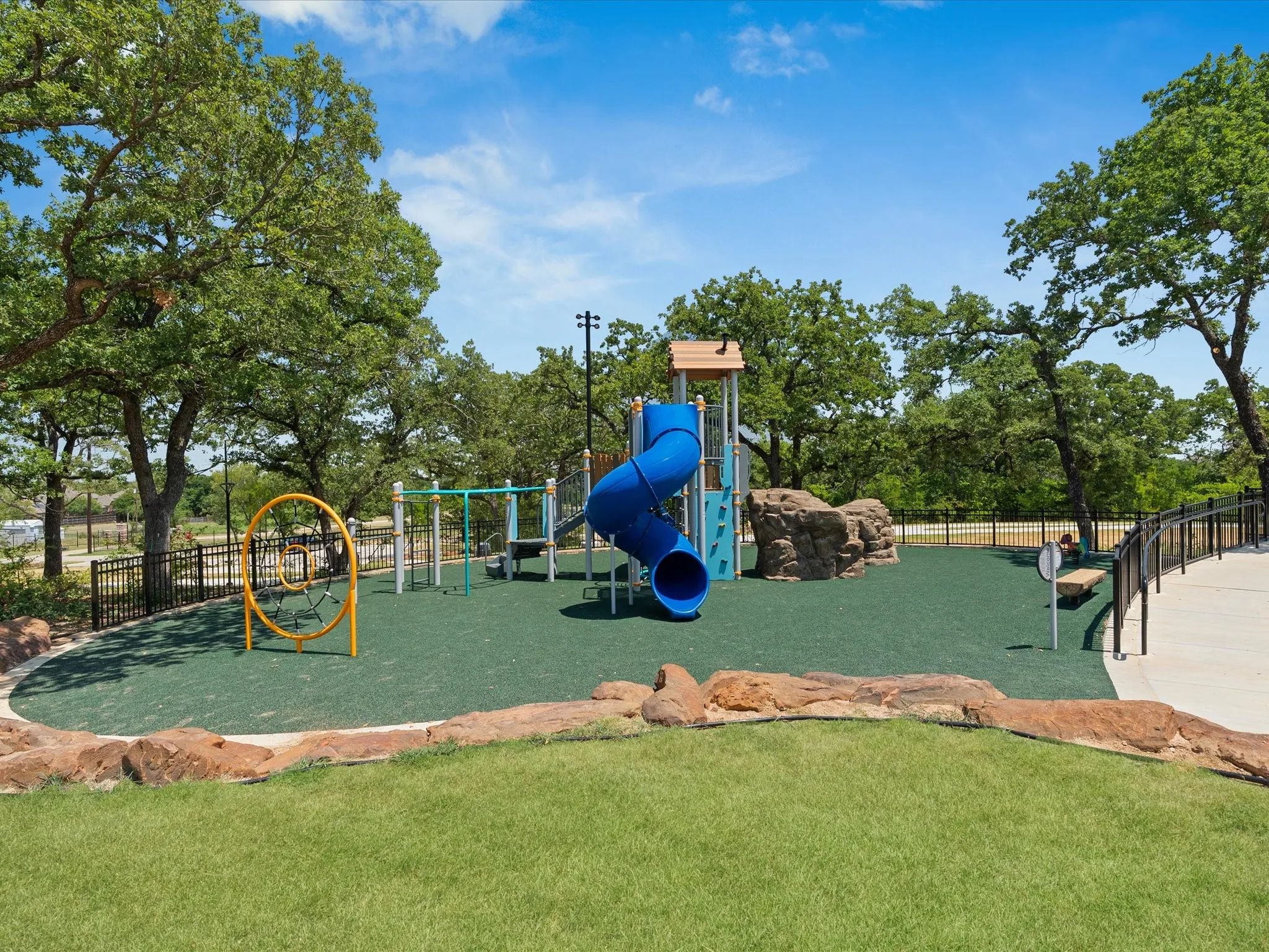 Single Family Residence For Rent in Denton County , 3512 Harbour Mist Trail, Denton, Texas 76208, 4 Bedroom, 3 Bathroom, 2 Garage spaces, 2,985 Sqft, built in 2020, mls#21354398, Real Estate Agent in Denton, Homes For Rent in Denton county, Homes For Rent in Denton, Realtor in Denton Texas, Real Estate Brokerage Independent Realty Texas, Luminita Cordes Realtor