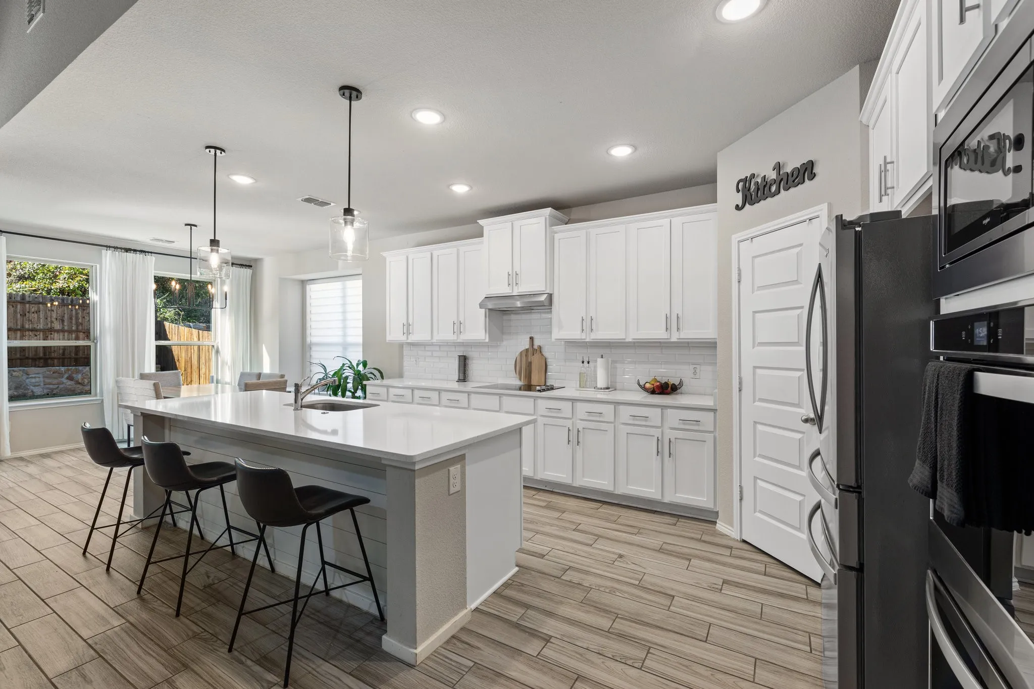 Single Family Residence For Rent in Denton County , 3512 Harbour Mist Trail, Denton, Texas 76208, 4 Bedroom, 3 Bathroom, 2 Garage spaces, 2,985 Sqft, built in 2020, mls#21354398, Real Estate Agent in Denton, Homes For Rent in Denton county, Homes For Rent in Denton, Realtor in Denton Texas, Real Estate Brokerage Independent Realty Texas, Luminita Cordes Realtor