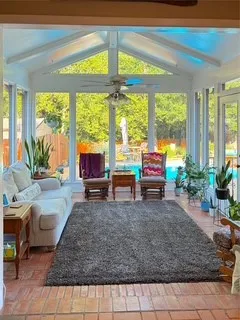 Single Family Residence For Sale in Smith County , 3618 New Copeland Road, Tyler, Texas 75701, 3 Bedroom, 2 Bathroom, 2 Garage spaces, 2,347 Sqft, built in 1966, mls#21354662, Real Estate Agent in Tyler, Homes For Sale in Smith county, Homes For Sale in Tyler, Realtor in Tyler Texas, Real Estate Brokerage Independent Realty Texas, Luminita Cordes Realtor