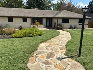 Single Family Residence For Sale in Smith County , 3618 New Copeland Road, Tyler, Texas 75701, 3 Bedroom, 2 Bathroom, 2 Garage spaces, 2,347 Sqft, built in 1966, mls#21354662, Real Estate Agent in Tyler, Homes For Sale in Smith county, Homes For Sale in Tyler, Realtor in Tyler Texas, Real Estate Brokerage Independent Realty Texas, Luminita Cordes Realtor