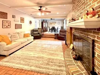 Single Family Residence For Sale in Smith County , 3618 New Copeland Road, Tyler, Texas 75701, 3 Bedroom, 2 Bathroom, 2 Garage spaces, 2,347 Sqft, built in 1966, mls#21354662, Real Estate Agent in Tyler, Homes For Sale in Smith county, Homes For Sale in Tyler, Realtor in Tyler Texas, Real Estate Brokerage Independent Realty Texas, Luminita Cordes Realtor