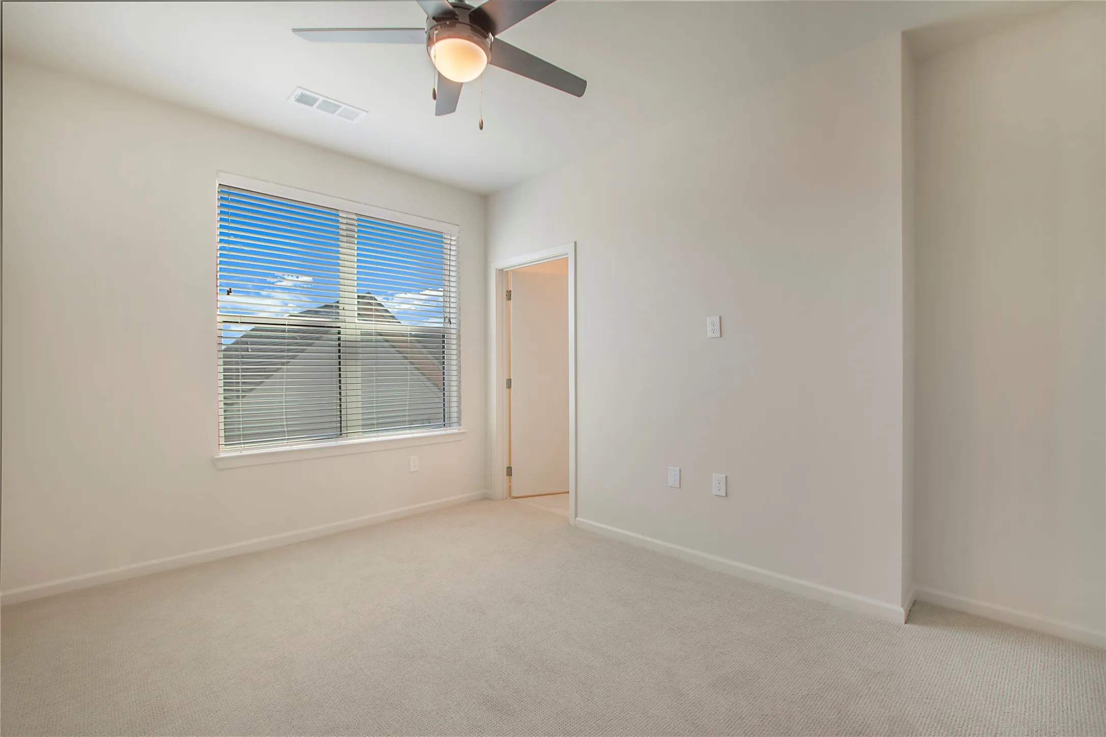 Townhouse For Rent in Collin County , 2100 Legacy Drive 1202, Plano, Texas 75023, 2 Bedroom, 3 Bathroom, 2 Garage spaces, 1,319 Sqft, built in 2023, mls#21354661, Real Estate Agent in Plano, Homes For Rent in Collin county, Homes For Rent in Plano, Realtor in Plano Texas, Real Estate Brokerage Independent Realty Texas, Luminita Cordes Realtor