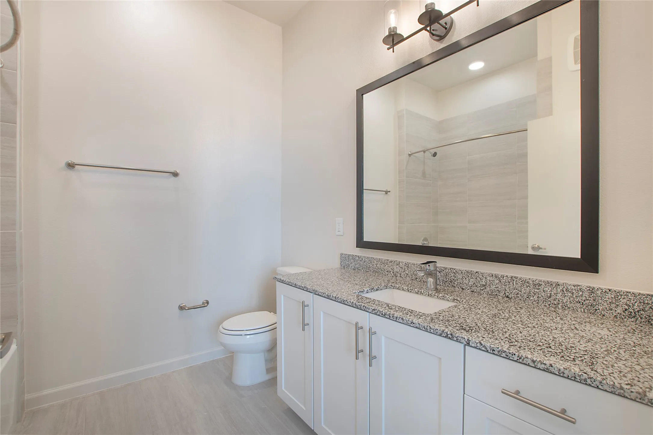 Townhouse For Rent in Collin County , 2100 Legacy Drive 1202, Plano, Texas 75023, 2 Bedroom, 3 Bathroom, 2 Garage spaces, 1,319 Sqft, built in 2023, mls#21354661, Real Estate Agent in Plano, Homes For Rent in Collin county, Homes For Rent in Plano, Realtor in Plano Texas, Real Estate Brokerage Independent Realty Texas, Luminita Cordes Realtor