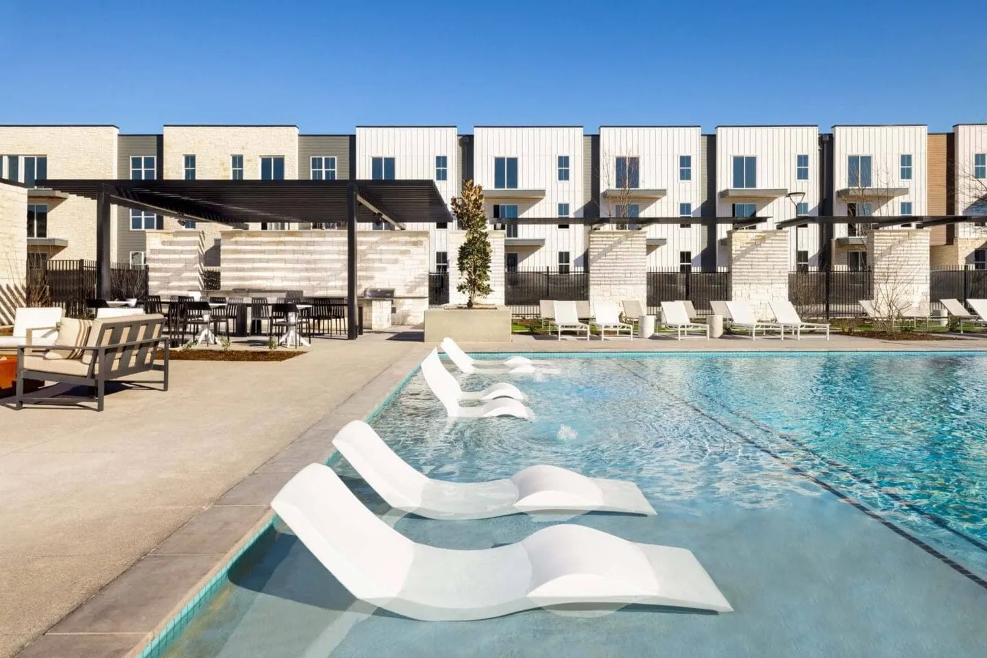 Townhouse For Rent in Collin County , 2100 Legacy Drive 1202, Plano, Texas 75023, 2 Bedroom, 3 Bathroom, 2 Garage spaces, 1,319 Sqft, built in 2023, mls#21354661, Real Estate Agent in Plano, Homes For Rent in Collin county, Homes For Rent in Plano, Realtor in Plano Texas, Real Estate Brokerage Independent Realty Texas, Luminita Cordes Realtor