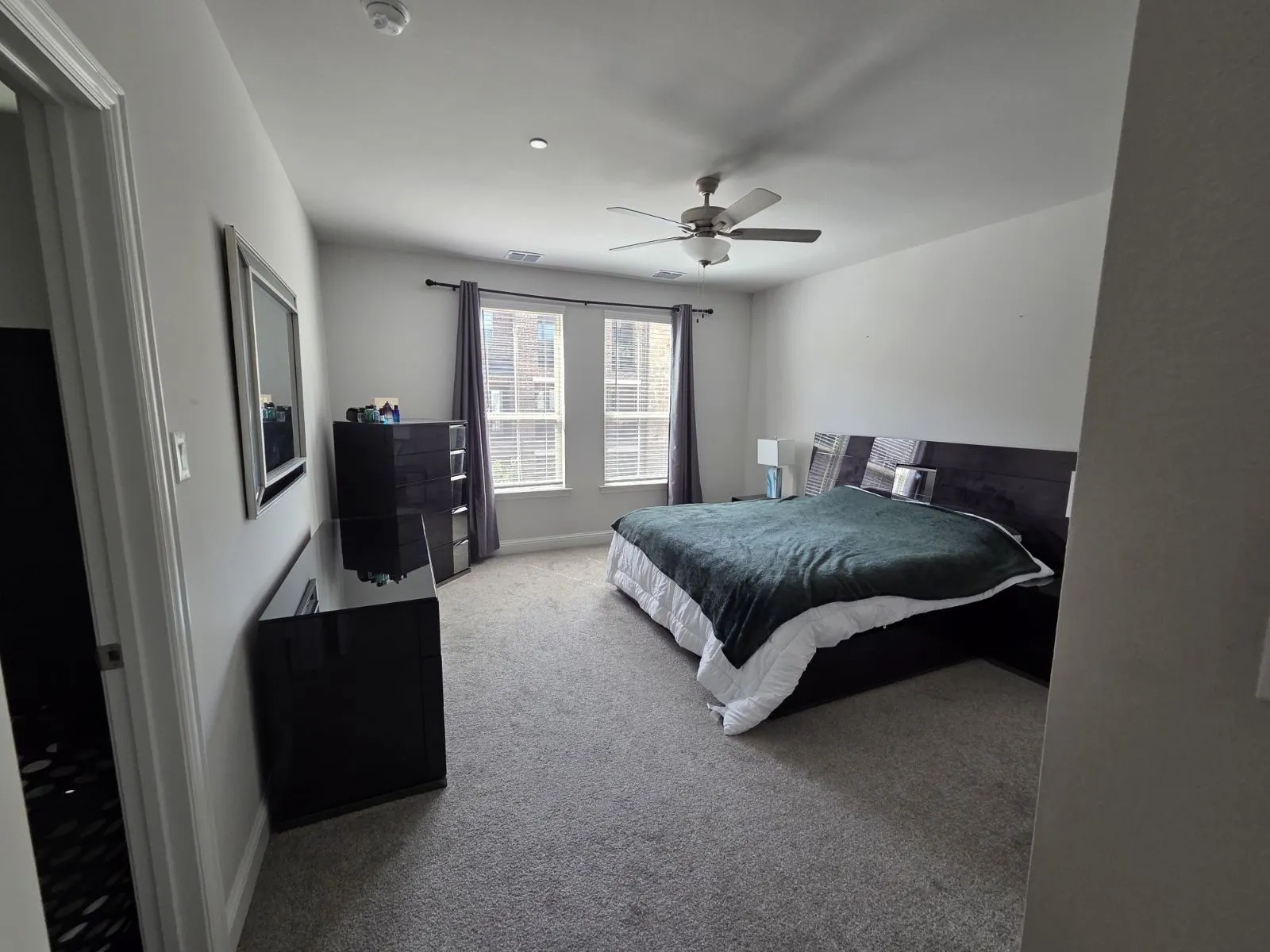 Townhouse For Sale in Denton County , 309 Colusa Drive, Lewisville, Texas 75056, 3 Bedroom, 3 Bathroom, 2 Garage spaces, 1,896 Sqft, built in 2022, Price $439,000, mls#21354667, Real Estate Agent in Lewisville, Homes For Sale in Denton county, Homes For Sale in Lewisville, Realtor in Lewisville Texas, Real Estate Brokerage Independent Realty Texas, Luminita Cordes Realtor