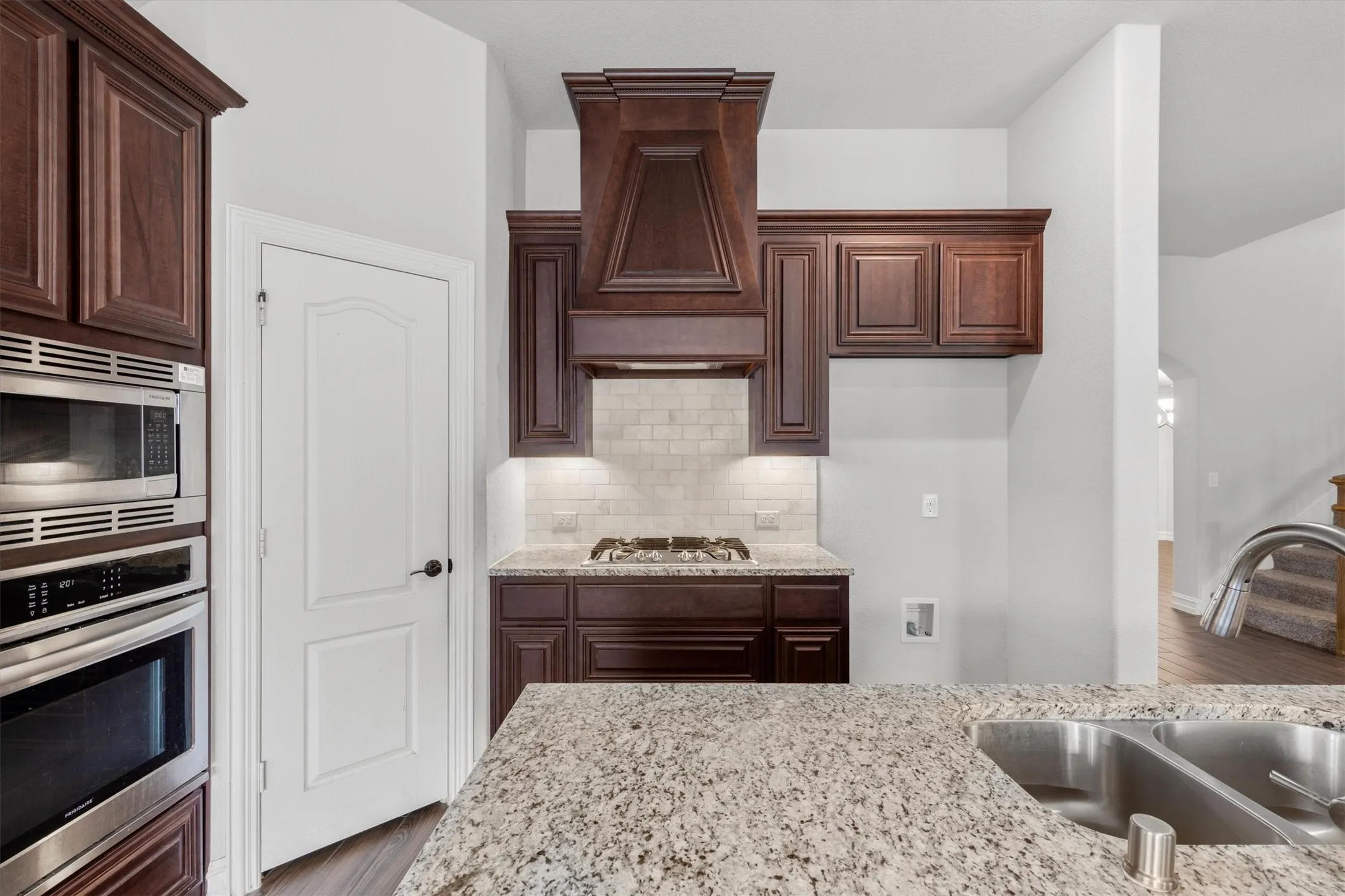 Single Family Residence For Sale in Tarrant County , 2602 Jaxon Way, Mansfield, Texas 76063, 4 Bedroom, 3 Bathroom, 2 Garage spaces, 3,262 Sqft, built in 2021, mls#21354665, Real Estate Agent in Mansfield, Homes For Sale in Tarrant county, Homes For Sale in Mansfield, Realtor in Mansfield Texas, Real Estate Brokerage Independent Realty Texas, Luminita Cordes Realtor
