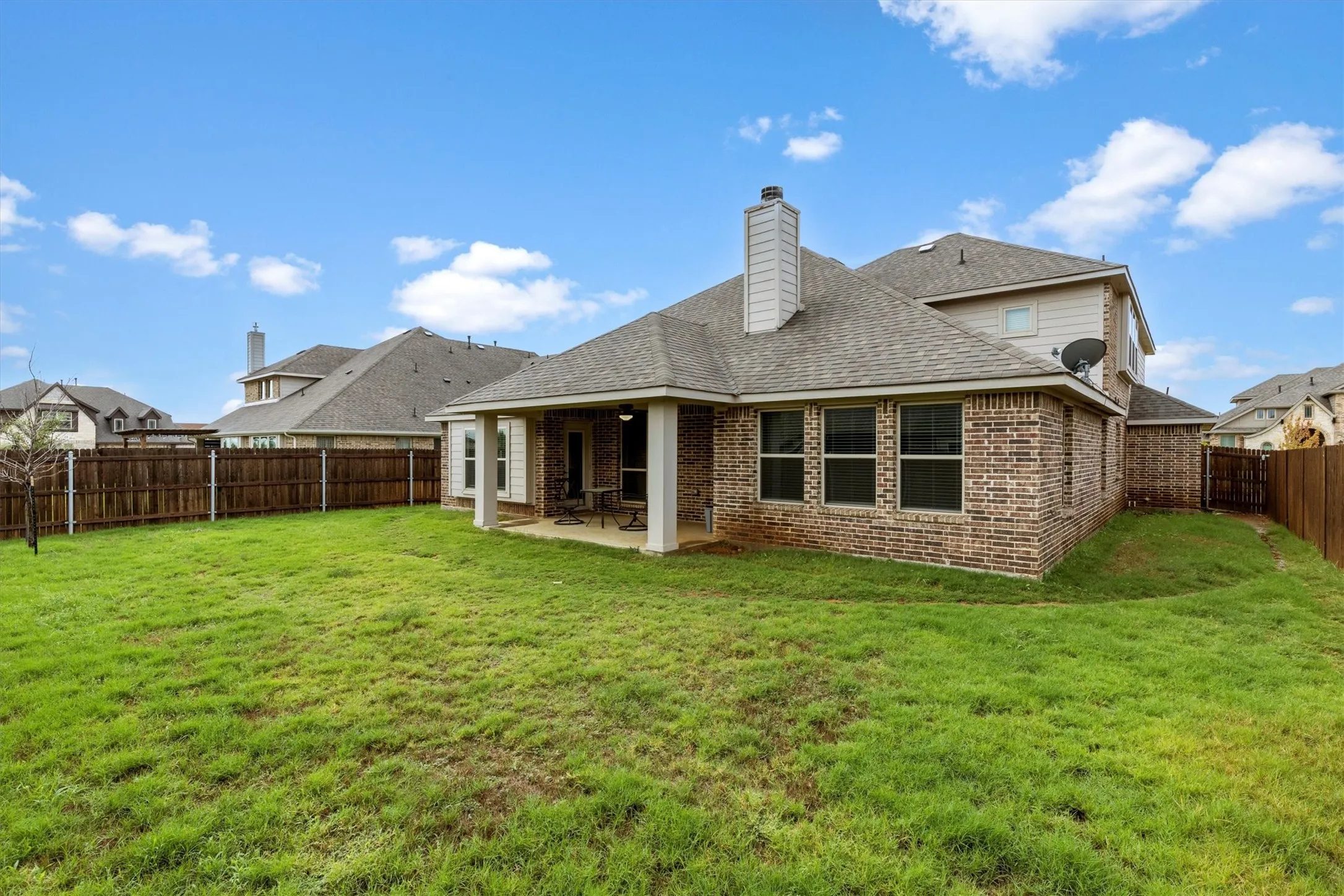 Single Family Residence For Sale in Tarrant County , 2602 Jaxon Way, Mansfield, Texas 76063, 4 Bedroom, 3 Bathroom, 2 Garage spaces, 3,262 Sqft, built in 2021, mls#21354665, Real Estate Agent in Mansfield, Homes For Sale in Tarrant county, Homes For Sale in Mansfield, Realtor in Mansfield Texas, Real Estate Brokerage Independent Realty Texas, Luminita Cordes Realtor