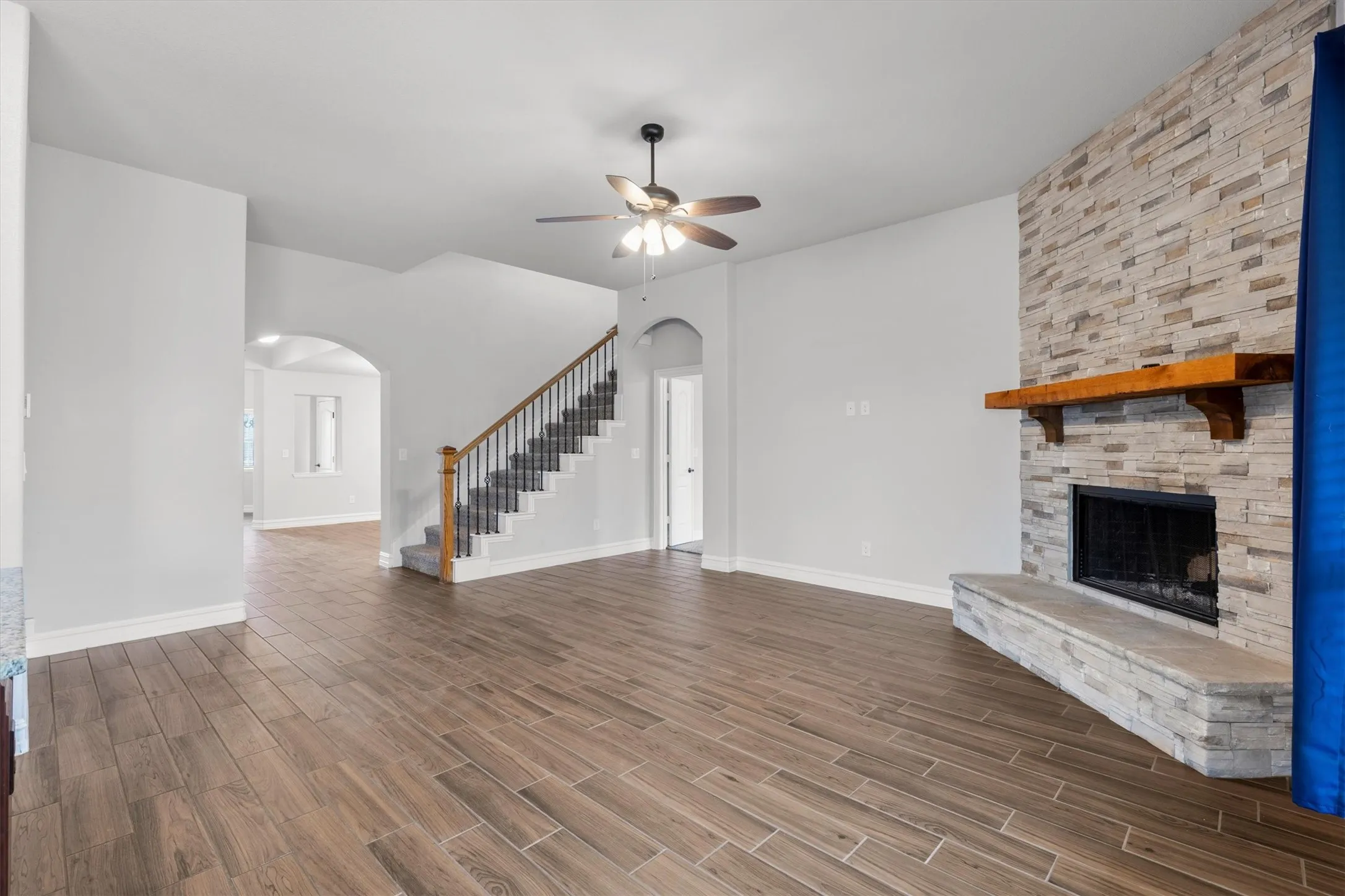 Single Family Residence For Sale in Tarrant County , 2602 Jaxon Way, Mansfield, Texas 76063, 4 Bedroom, 3 Bathroom, 2 Garage spaces, 3,262 Sqft, built in 2021, mls#21354665, Real Estate Agent in Mansfield, Homes For Sale in Tarrant county, Homes For Sale in Mansfield, Realtor in Mansfield Texas, Real Estate Brokerage Independent Realty Texas, Luminita Cordes Realtor