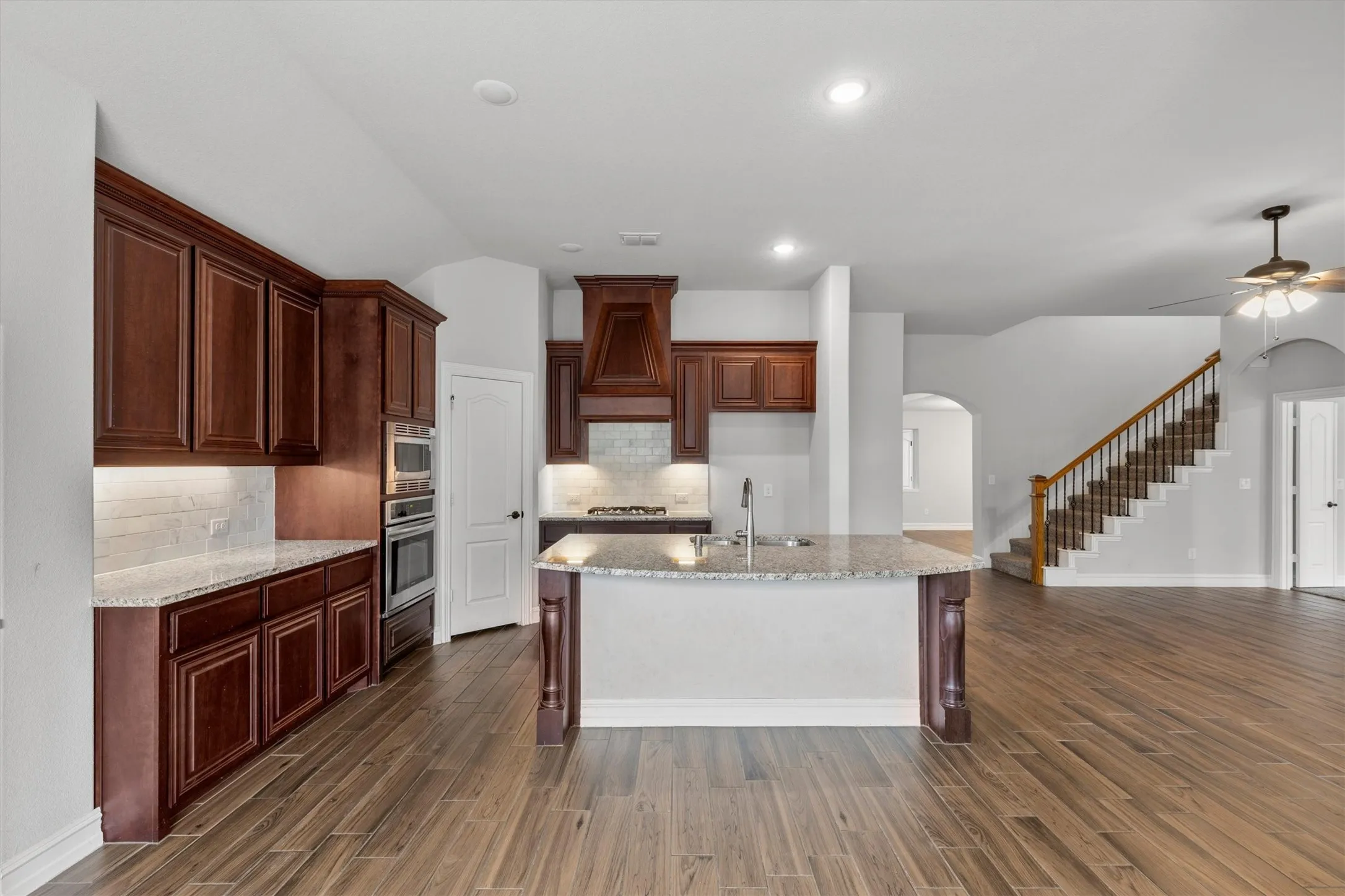 Single Family Residence For Sale in Tarrant County , 2602 Jaxon Way, Mansfield, Texas 76063, 4 Bedroom, 3 Bathroom, 2 Garage spaces, 3,262 Sqft, built in 2021, mls#21354665, Real Estate Agent in Mansfield, Homes For Sale in Tarrant county, Homes For Sale in Mansfield, Realtor in Mansfield Texas, Real Estate Brokerage Independent Realty Texas, Luminita Cordes Realtor