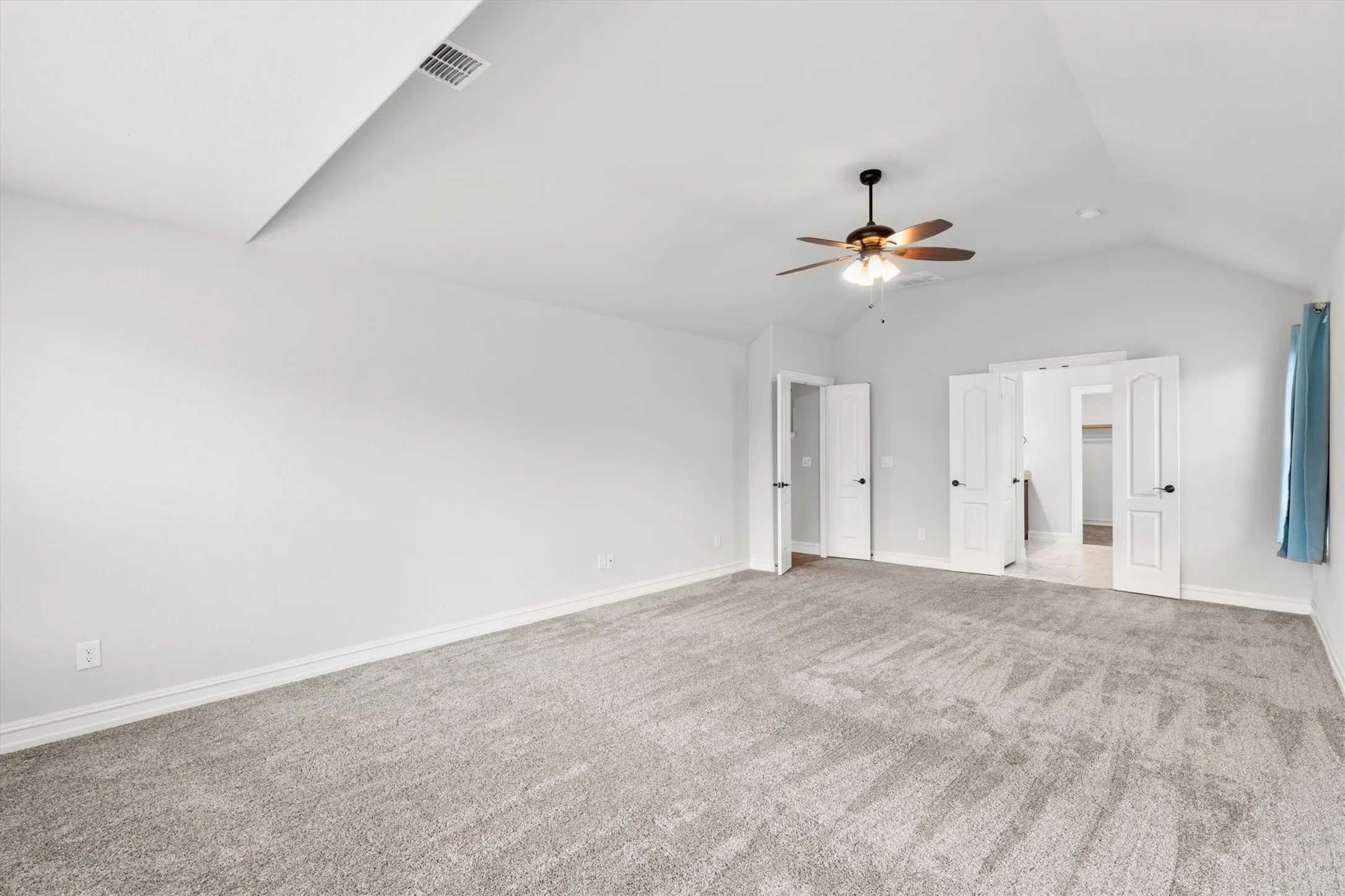 Single Family Residence For Sale in Tarrant County , 2602 Jaxon Way, Mansfield, Texas 76063, 4 Bedroom, 3 Bathroom, 2 Garage spaces, 3,262 Sqft, built in 2021, mls#21354665, Real Estate Agent in Mansfield, Homes For Sale in Tarrant county, Homes For Sale in Mansfield, Realtor in Mansfield Texas, Real Estate Brokerage Independent Realty Texas, Luminita Cordes Realtor