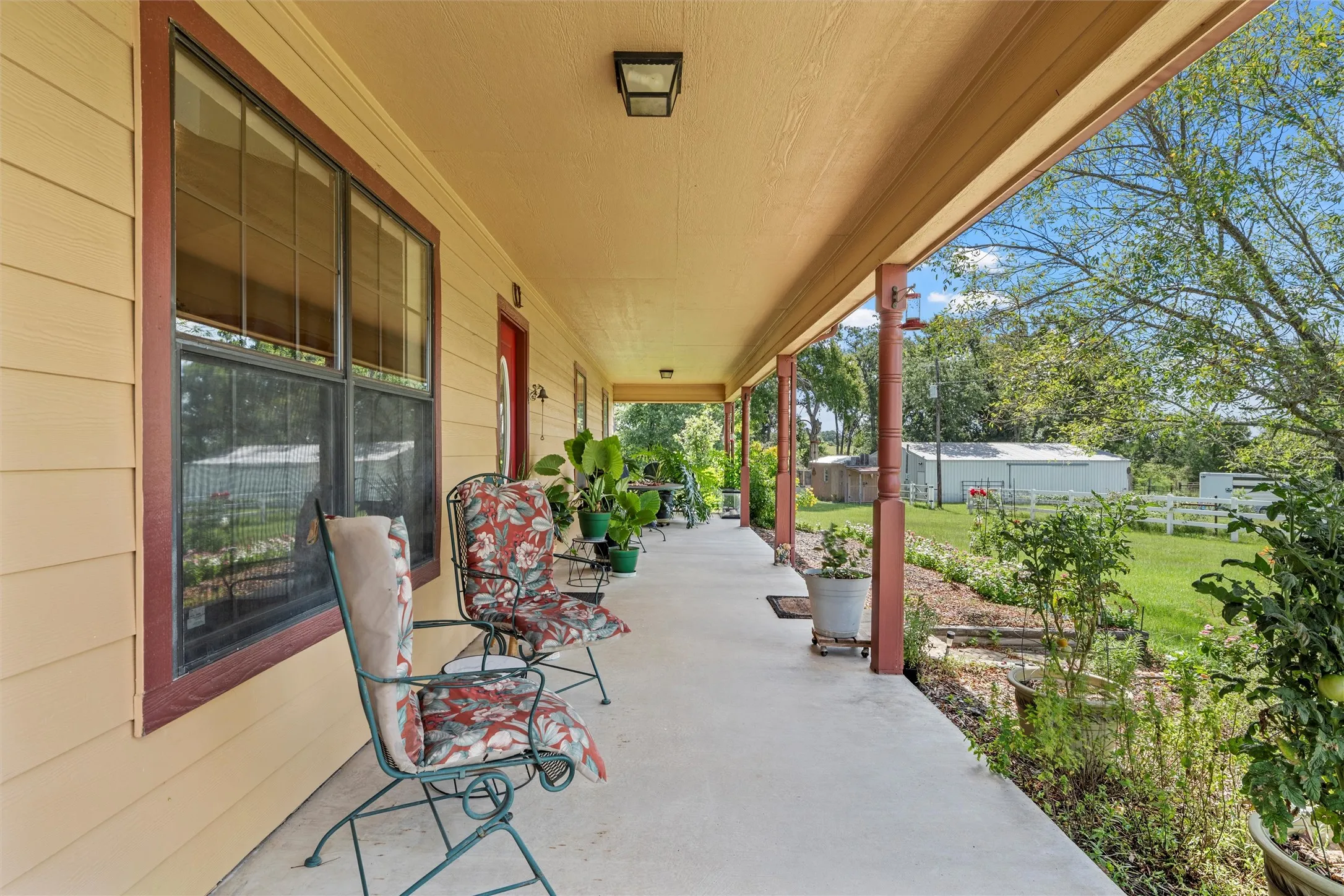 Single Family Residence For Sale in Limestone County , 671 Lcr 516, Mexia, Texas 76667, 3 Bedrooms, 2 Bathrooms, Garage spaces, 1,636 Sqft, built in 2005, Price $489,000, mls#21354579, Real Estate Agent in Mexia, Homes For Sale in Limestone county, Homes For Sale in Mexia, Realtor in Mexia Texas, Real Estate Brokerage Independent Realty Texas, Luminita Cordes Realtor