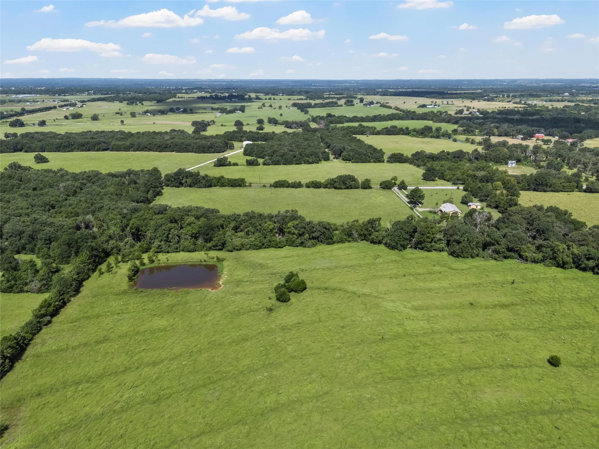 Single Family Residence For Sale in Limestone County , 671 Lcr 516, Mexia, Texas 76667, 3 Bedrooms, 2 Bathrooms, Garage spaces, 1,636 Sqft, built in 2005, Price $489,000, mls#21354579, Real Estate Agent in Mexia, Homes For Sale in Limestone county, Homes For Sale in Mexia, Realtor in Mexia Texas, Real Estate Brokerage Independent Realty Texas, Luminita Cordes Realtor