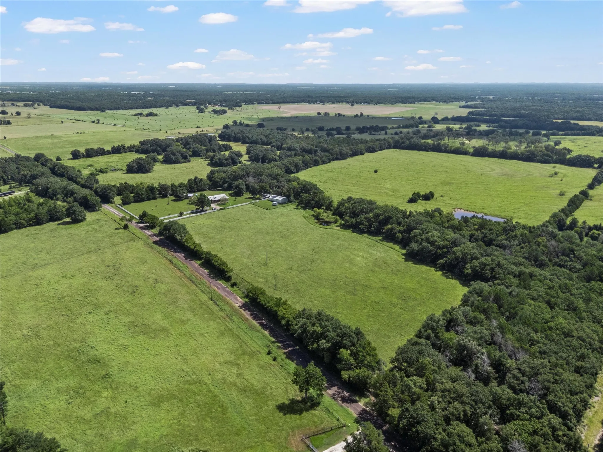 Single Family Residence For Sale in Limestone County , 671 Lcr 516, Mexia, Texas 76667, 3 Bedrooms, 2 Bathrooms, Garage spaces, 1,636 Sqft, built in 2005, Price $489,000, mls#21354579, Real Estate Agent in Mexia, Homes For Sale in Limestone county, Homes For Sale in Mexia, Realtor in Mexia Texas, Real Estate Brokerage Independent Realty Texas, Luminita Cordes Realtor