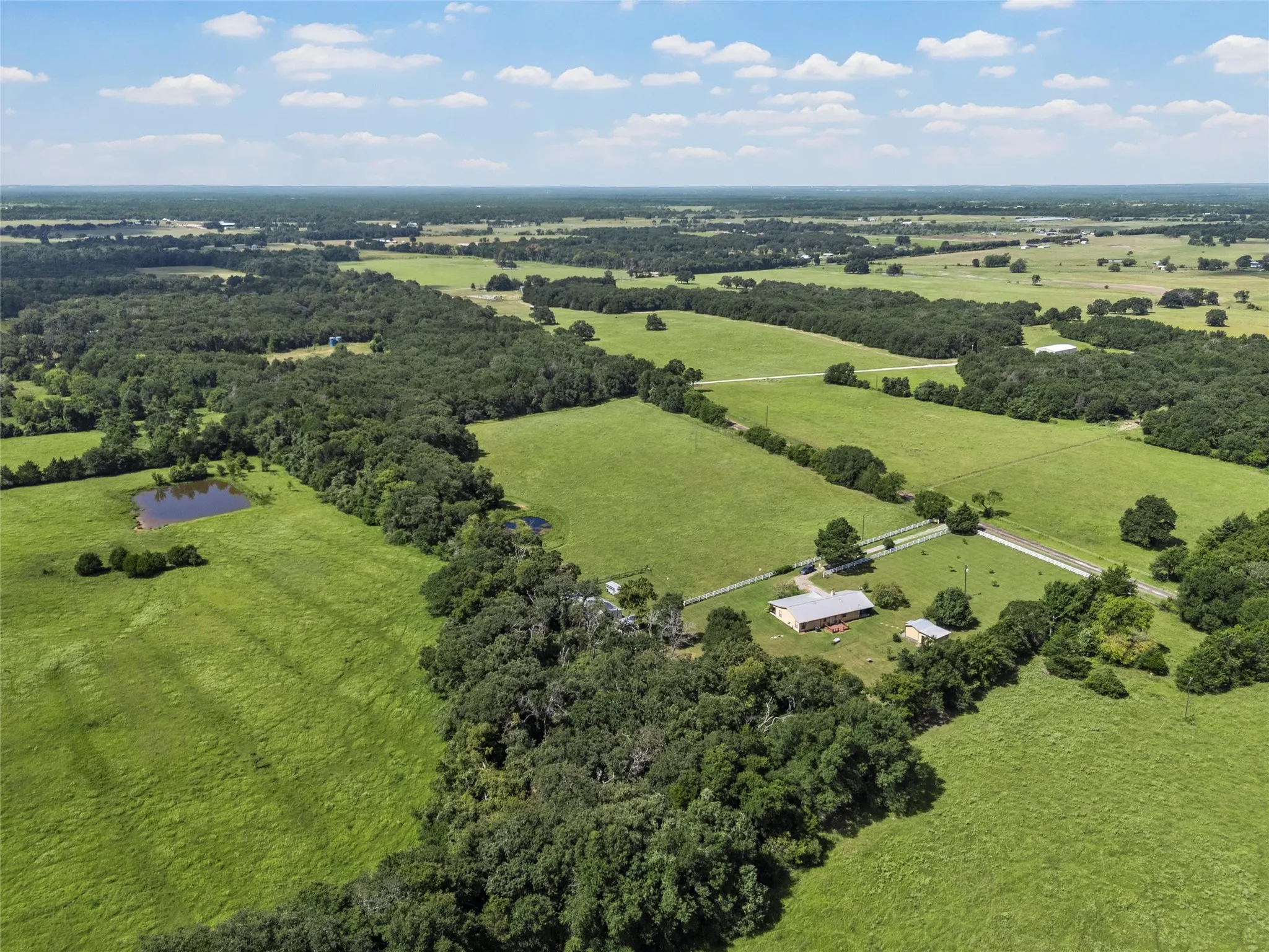 Single Family Residence For Sale in Limestone County , 671 Lcr 516, Mexia, Texas 76667, 3 Bedrooms, 2 Bathrooms, Garage spaces, 1,636 Sqft, built in 2005, Price $489,000, mls#21354579, Real Estate Agent in Mexia, Homes For Sale in Limestone county, Homes For Sale in Mexia, Realtor in Mexia Texas, Real Estate Brokerage Independent Realty Texas, Luminita Cordes Realtor