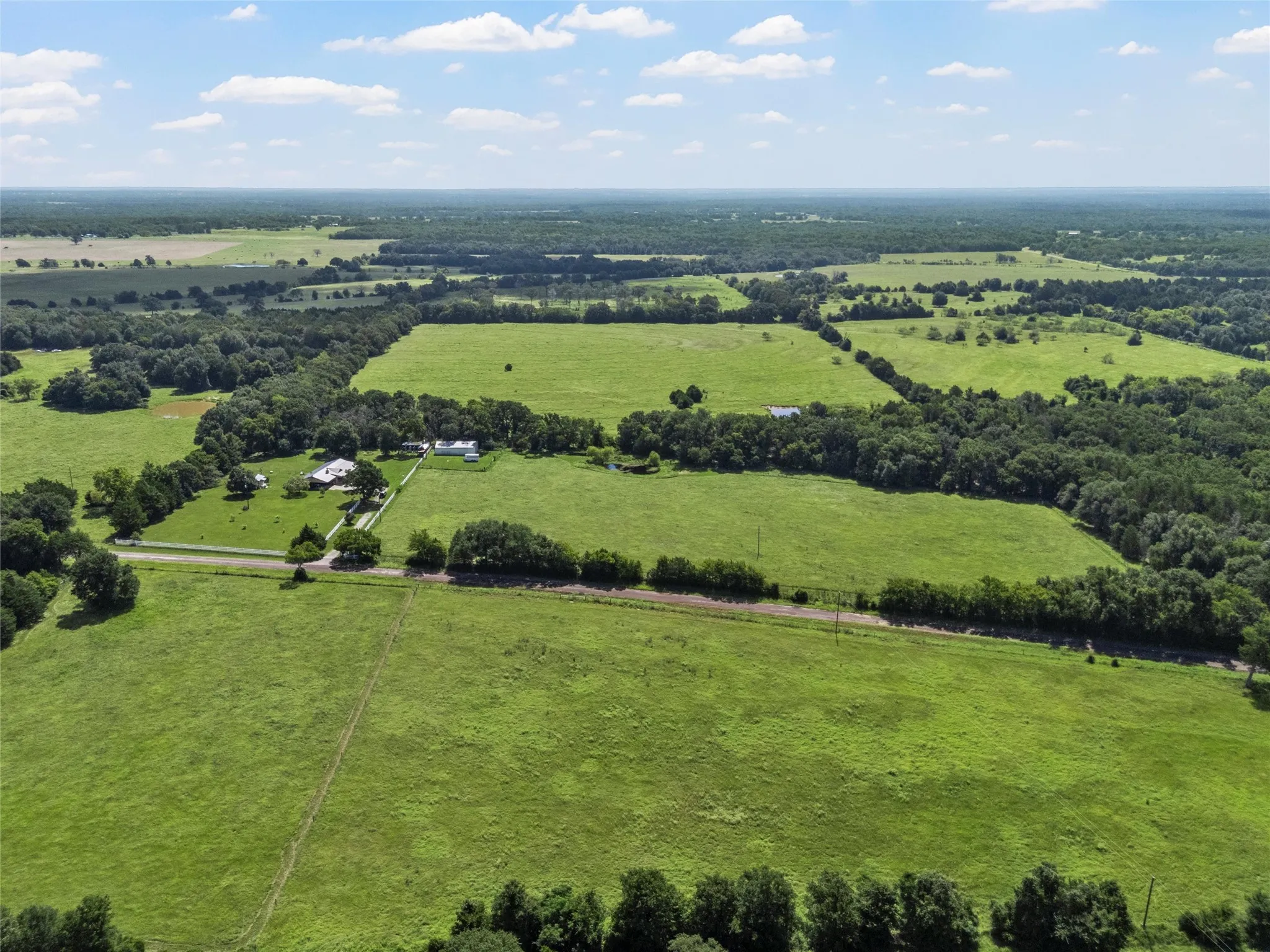 Single Family Residence For Sale in Limestone County , 671 Lcr 516, Mexia, Texas 76667, 3 Bedrooms, 2 Bathrooms, Garage spaces, 1,636 Sqft, built in 2005, Price $489,000, mls#21354579, Real Estate Agent in Mexia, Homes For Sale in Limestone county, Homes For Sale in Mexia, Realtor in Mexia Texas, Real Estate Brokerage Independent Realty Texas, Luminita Cordes Realtor