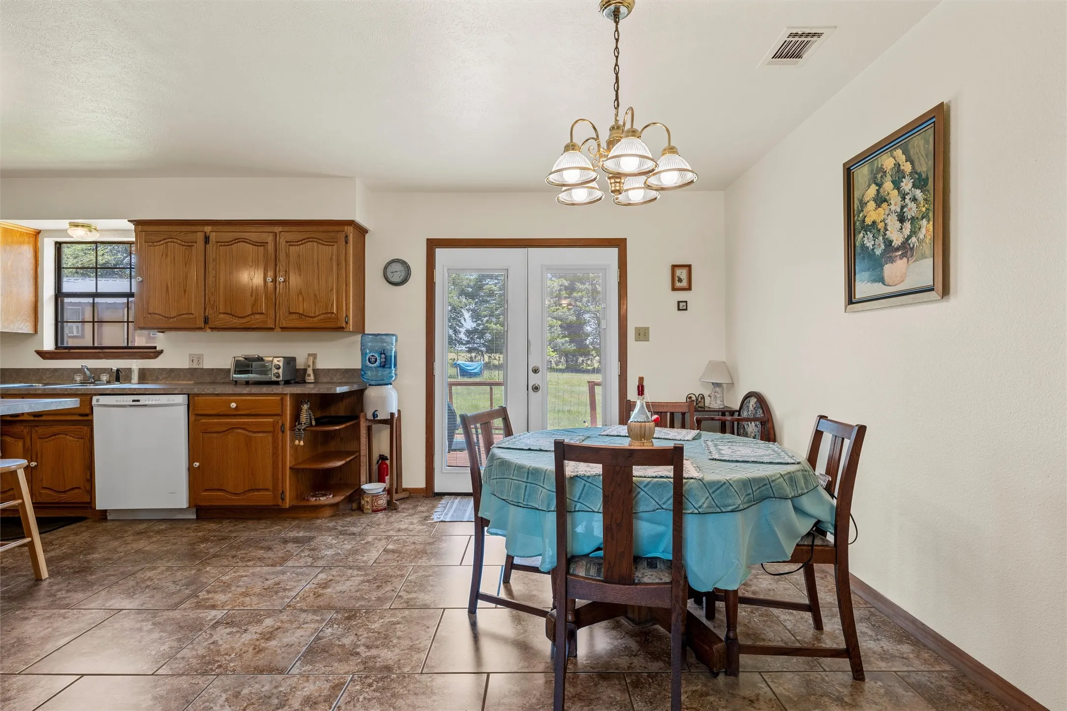 Single Family Residence For Sale in Limestone County , 671 Lcr 516, Mexia, Texas 76667, 3 Bedrooms, 2 Bathrooms, Garage spaces, 1,636 Sqft, built in 2005, Price $489,000, mls#21354579, Real Estate Agent in Mexia, Homes For Sale in Limestone county, Homes For Sale in Mexia, Realtor in Mexia Texas, Real Estate Brokerage Independent Realty Texas, Luminita Cordes Realtor