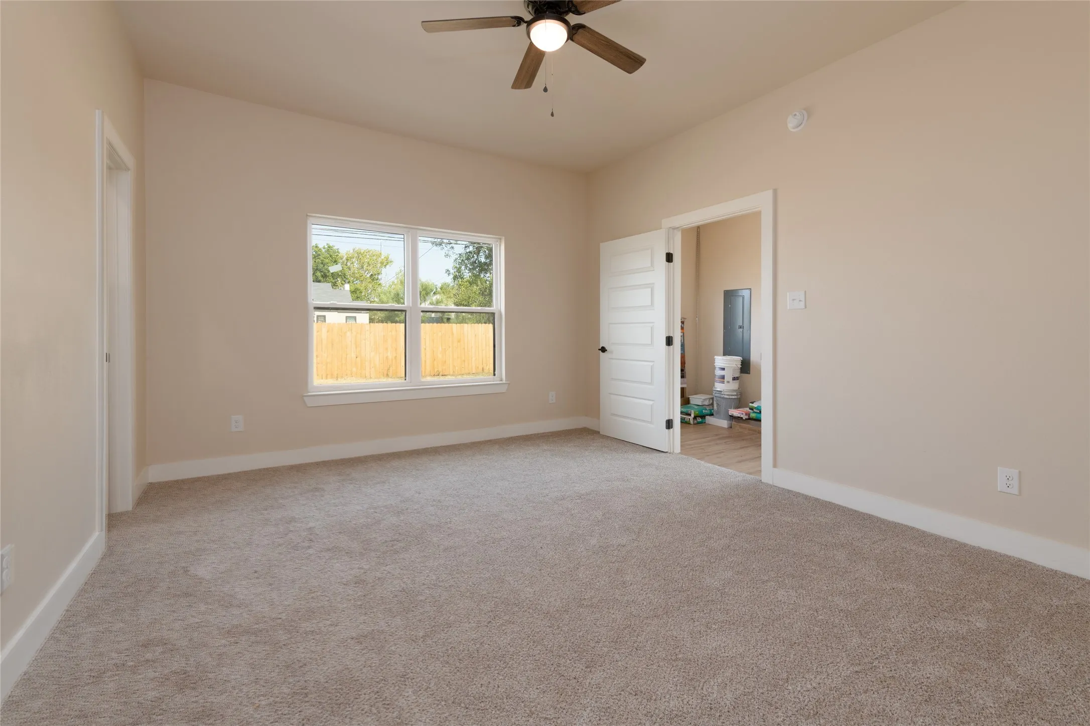Single Family Residence For Sale in Taylor County , 308 Yucca, Merkel, Texas 79536, 4 Bedroom, 3 Bathroom, Garage spaces, 2,500 Sqft, built in 1926, mls#21353811, Real Estate Agent in Merkel, Homes For Sale in Taylor county, Homes For Sale in Merkel, Realtor in Merkel Texas, Real Estate Brokerage Independent Realty Texas, Luminita Cordes Realtor