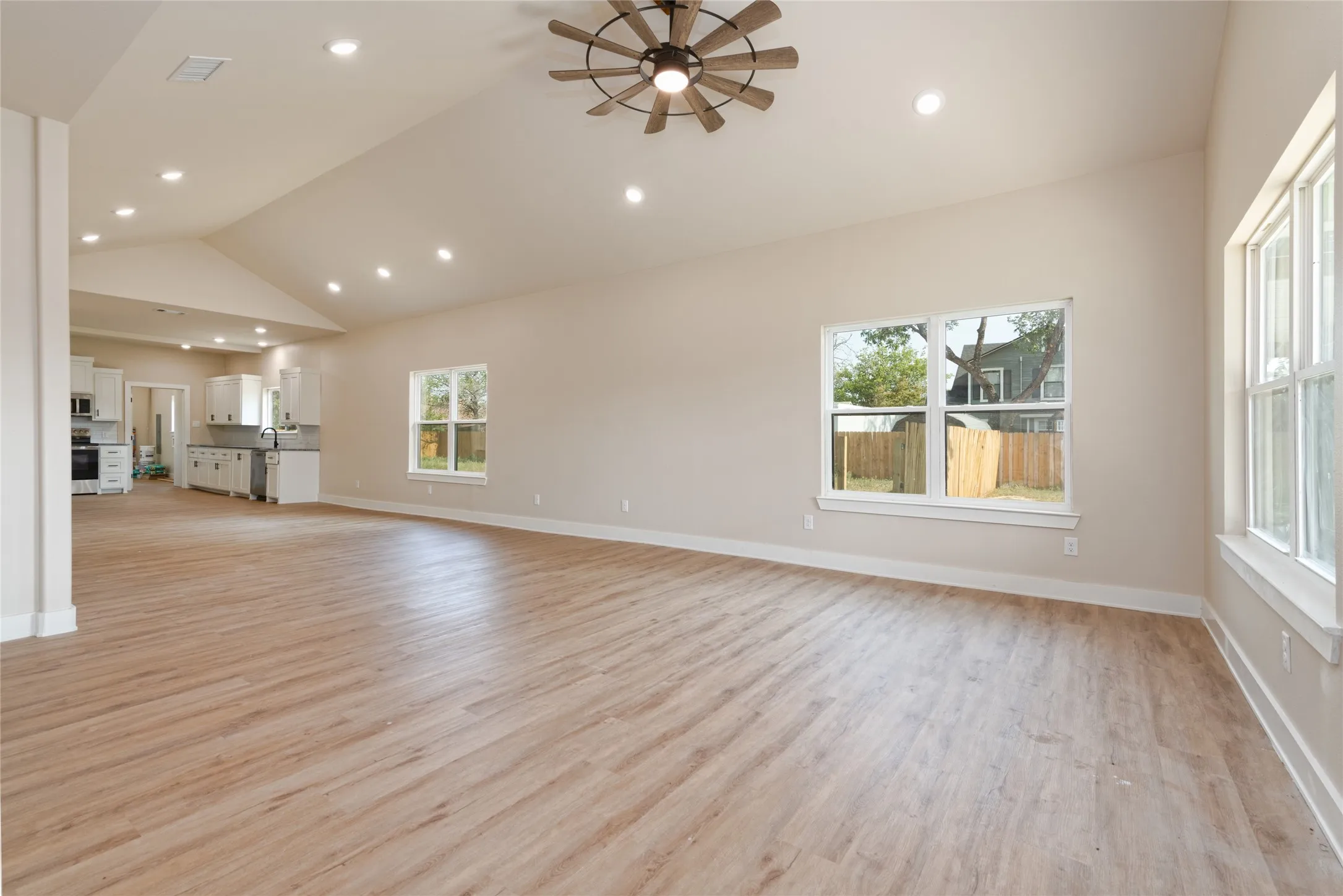 Single Family Residence For Sale in Taylor County , 308 Yucca, Merkel, Texas 79536, 4 Bedroom, 3 Bathroom, Garage spaces, 2,500 Sqft, built in 1926, mls#21353811, Real Estate Agent in Merkel, Homes For Sale in Taylor county, Homes For Sale in Merkel, Realtor in Merkel Texas, Real Estate Brokerage Independent Realty Texas, Luminita Cordes Realtor