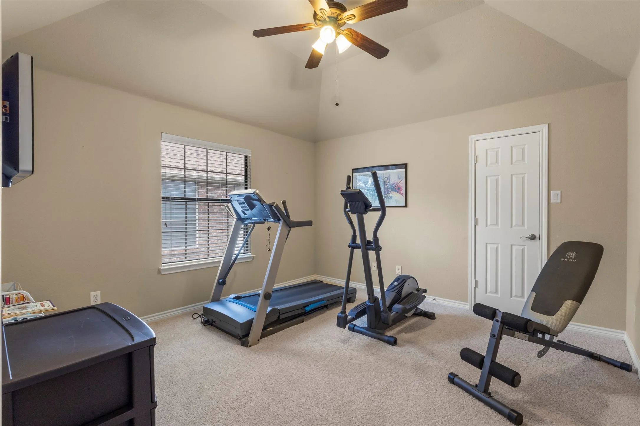 Single Family Residence For Sale in Tarrant County , 7256 Rueda, Grand Prairie, Texas 75054, 5 Bedroom, 4 Bathroom, 3 Garage spaces, 3,800 Sqft, built in 2009, mls#21354659, Real Estate Agent in Grand Prairie, Homes For Sale in Tarrant county, Homes For Sale in Grand Prairie, Realtor in Grand Prairie Texas, Real Estate Brokerage Independent Realty Texas, Luminita Cordes Realtor