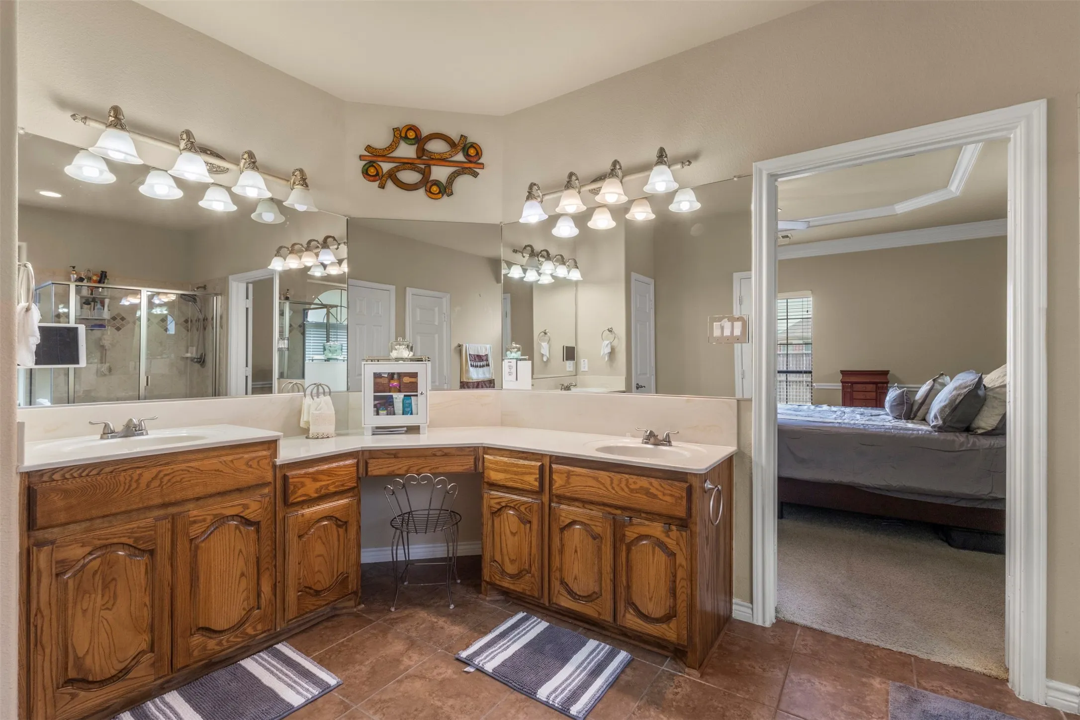 Single Family Residence For Sale in Tarrant County , 7256 Rueda, Grand Prairie, Texas 75054, 5 Bedroom, 4 Bathroom, 3 Garage spaces, 3,800 Sqft, built in 2009, mls#21354659, Real Estate Agent in Grand Prairie, Homes For Sale in Tarrant county, Homes For Sale in Grand Prairie, Realtor in Grand Prairie Texas, Real Estate Brokerage Independent Realty Texas, Luminita Cordes Realtor