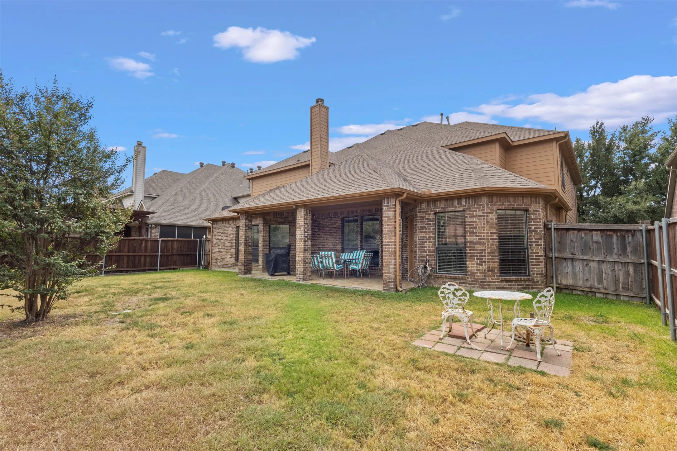 Single Family Residence For Sale in Tarrant County , 7256 Rueda, Grand Prairie, Texas 75054, 5 Bedroom, 4 Bathroom, 3 Garage spaces, 3,800 Sqft, built in 2009, mls#21354659, Real Estate Agent in Grand Prairie, Homes For Sale in Tarrant county, Homes For Sale in Grand Prairie, Realtor in Grand Prairie Texas, Real Estate Brokerage Independent Realty Texas, Luminita Cordes Realtor