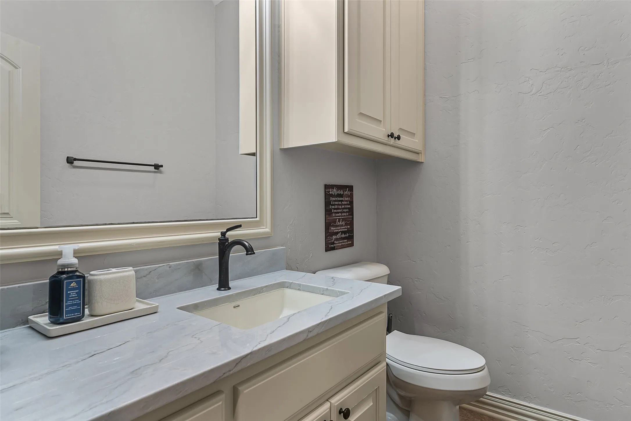 Single Family Residence For Sale in Harrison County , 190 Lacebark Lane, Hallsville, Texas 75605, 4 Bedroom, 4 Bathroom, 3 Garage spaces, 2,742 Sqft, built in 2012, mls#21354675, Real Estate Agent in Hallsville, Homes For Sale in Harrison county, Homes For Sale in Hallsville, Realtor in Hallsville Texas, Real Estate Brokerage Independent Realty Texas, Luminita Cordes Realtor
